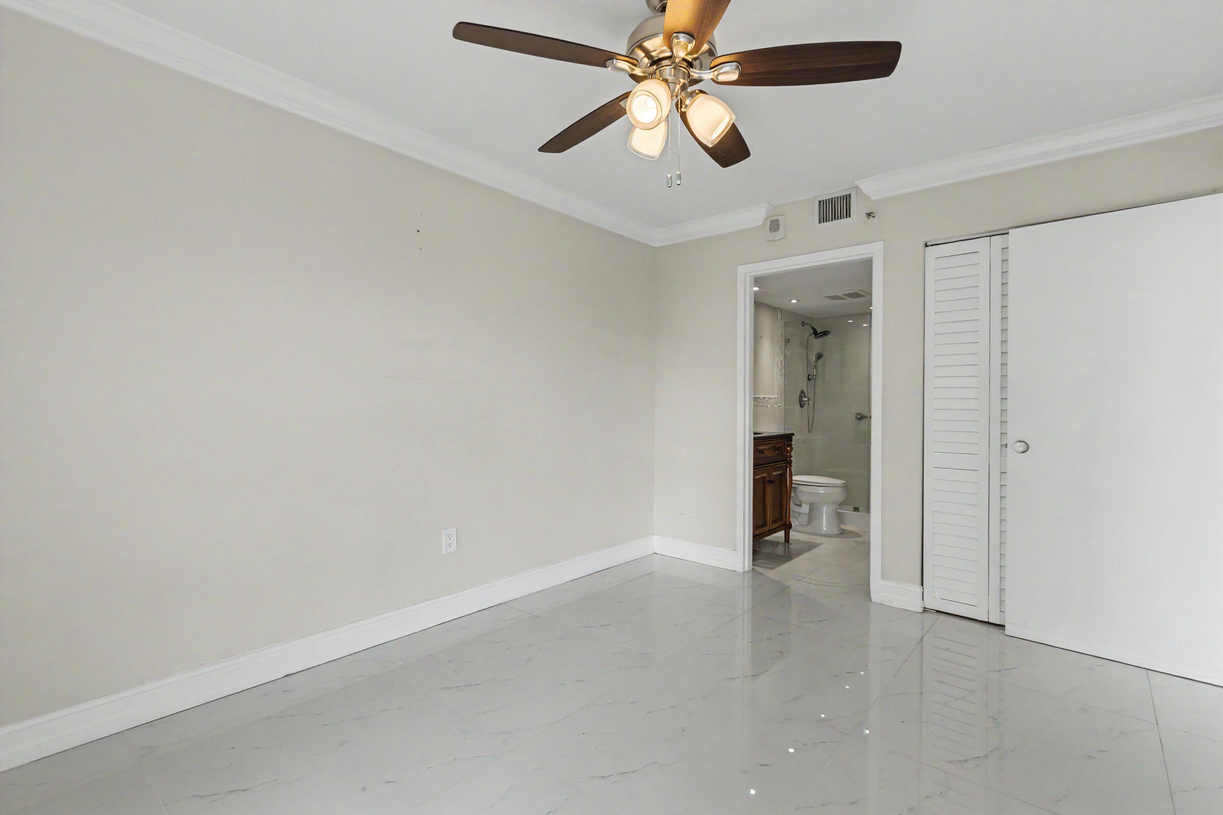 2501 Brickell #903 Miami, FL 33129