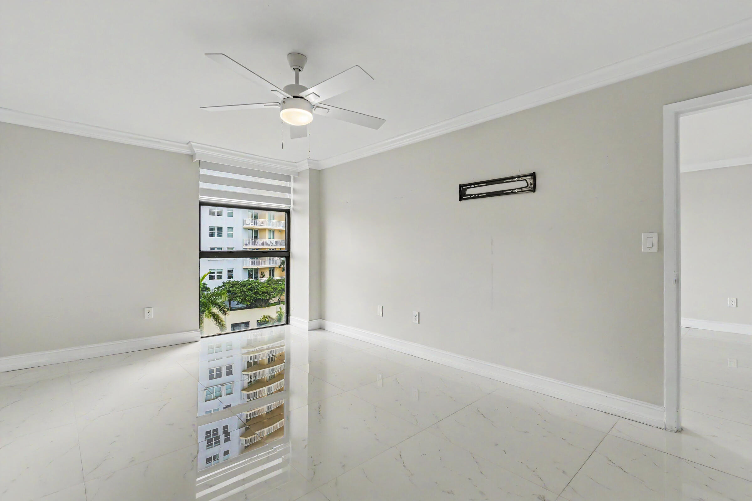 2501 Brickell #903 Miami, FL 33129