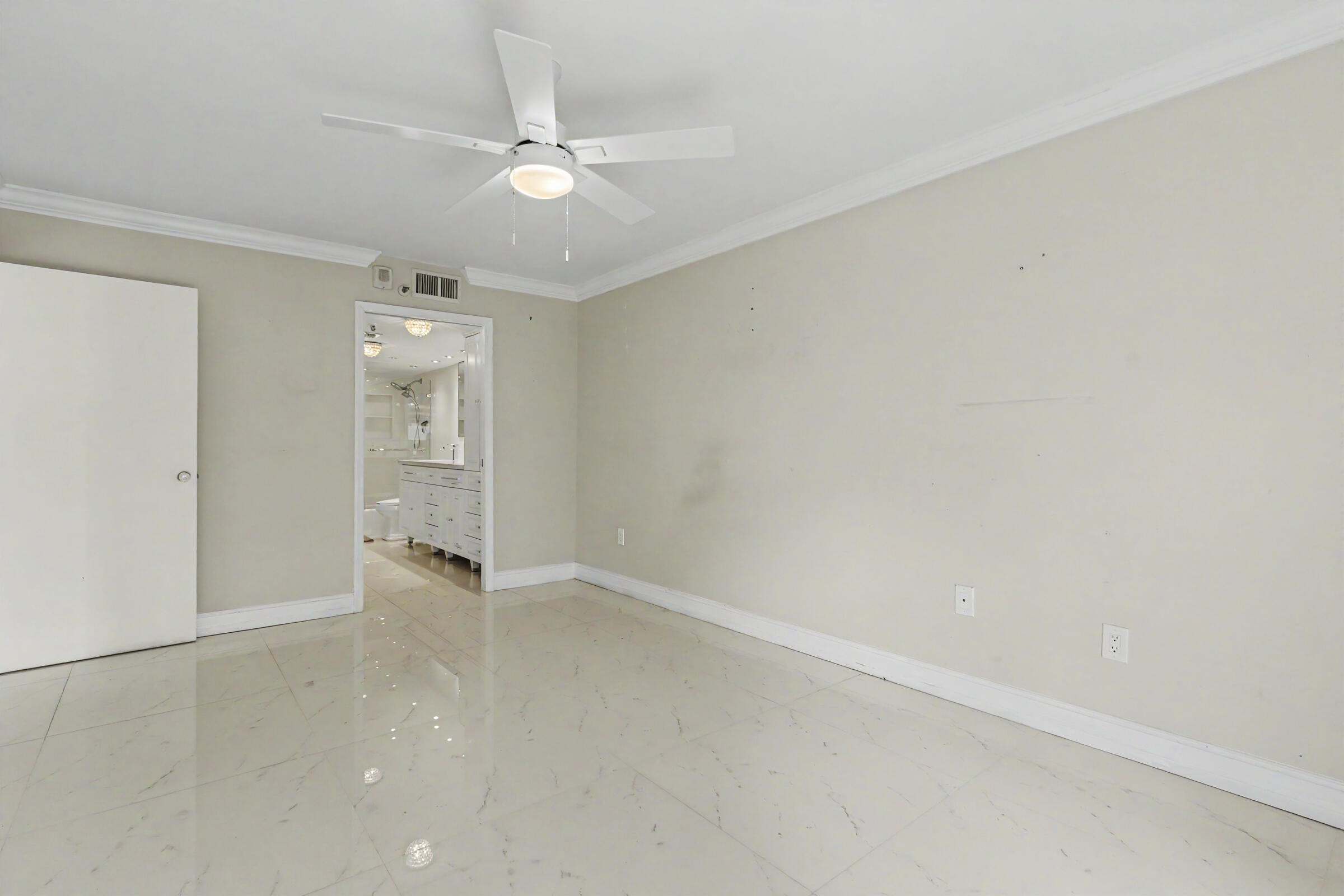 2501 Brickell #903 Miami, FL 33129