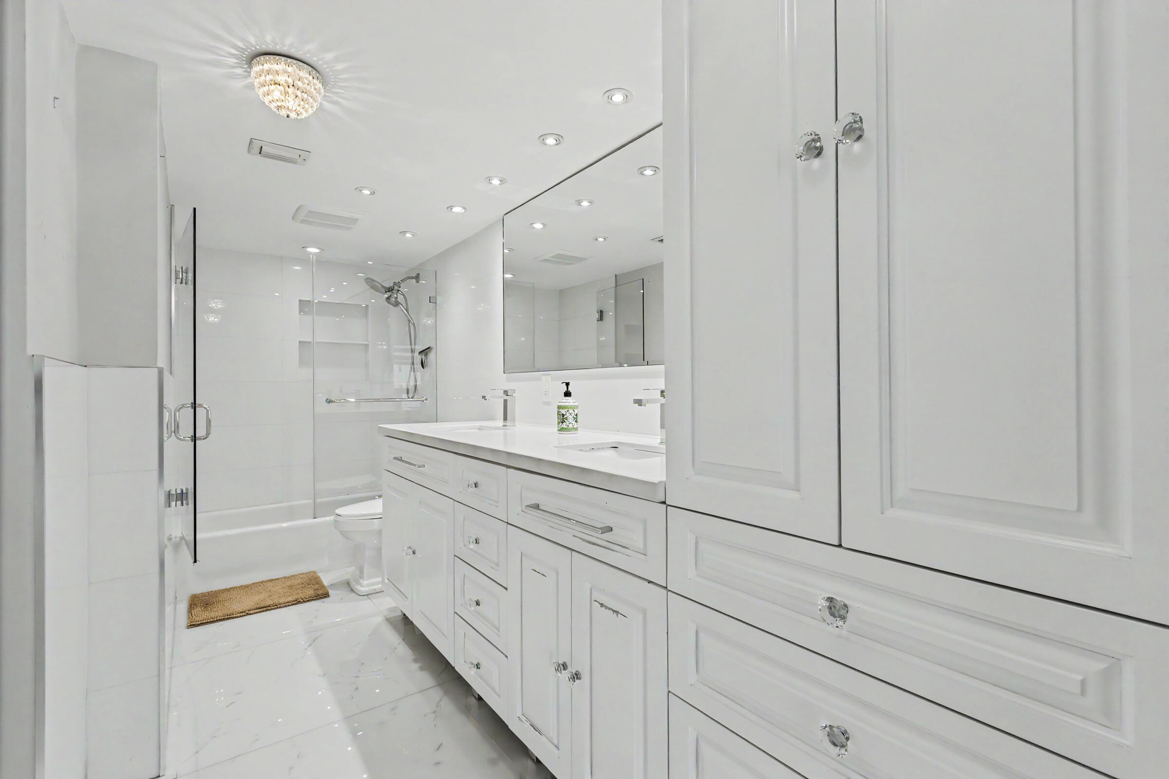 2501 Brickell #903 Miami, FL 33129