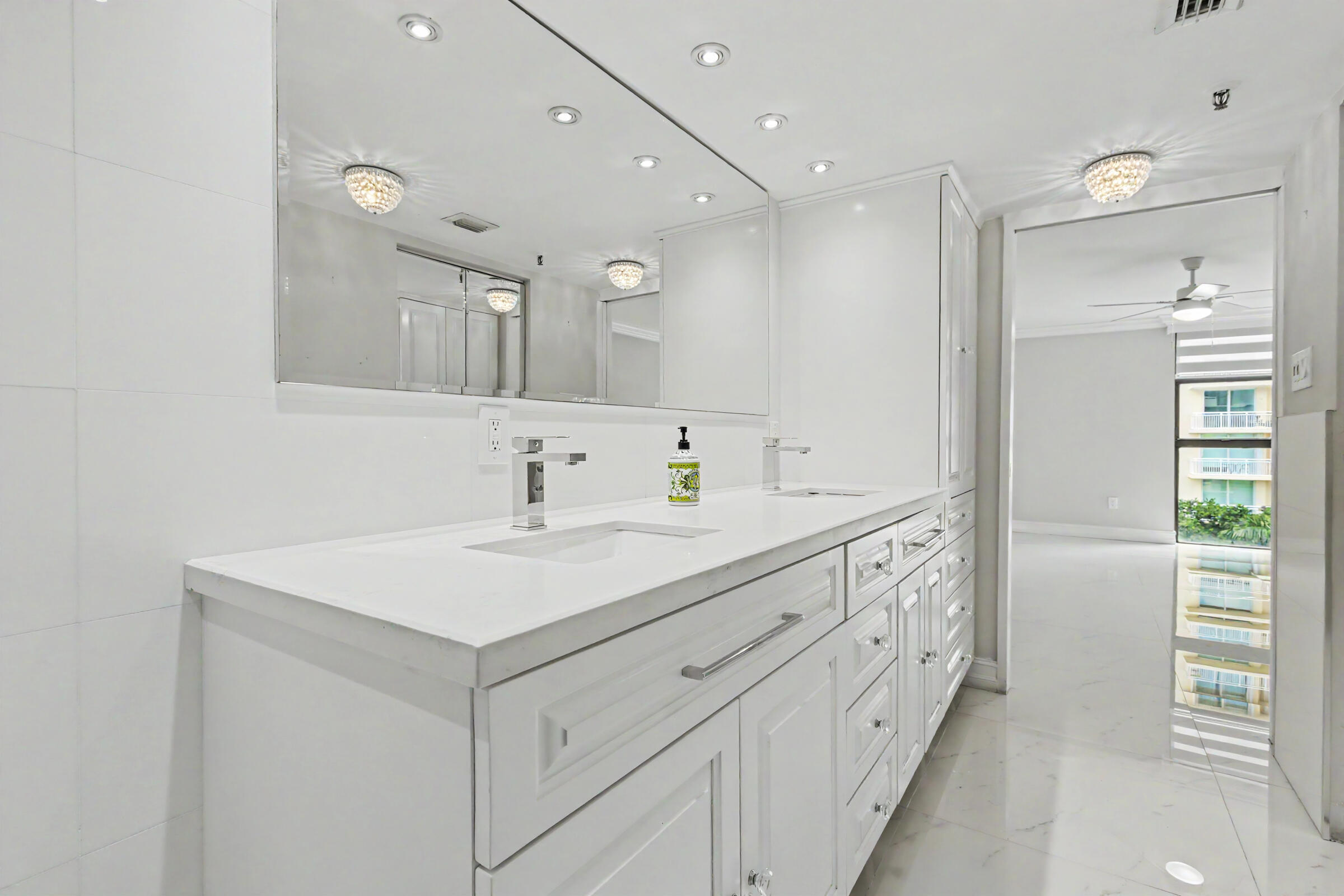 2501 Brickell #903 Miami, FL 33129