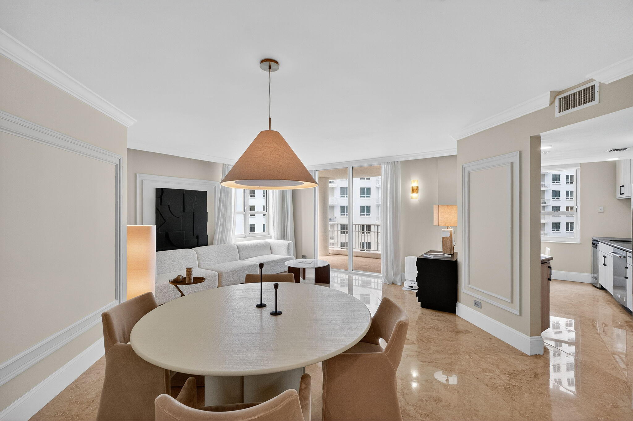image Courvoisier Courts20