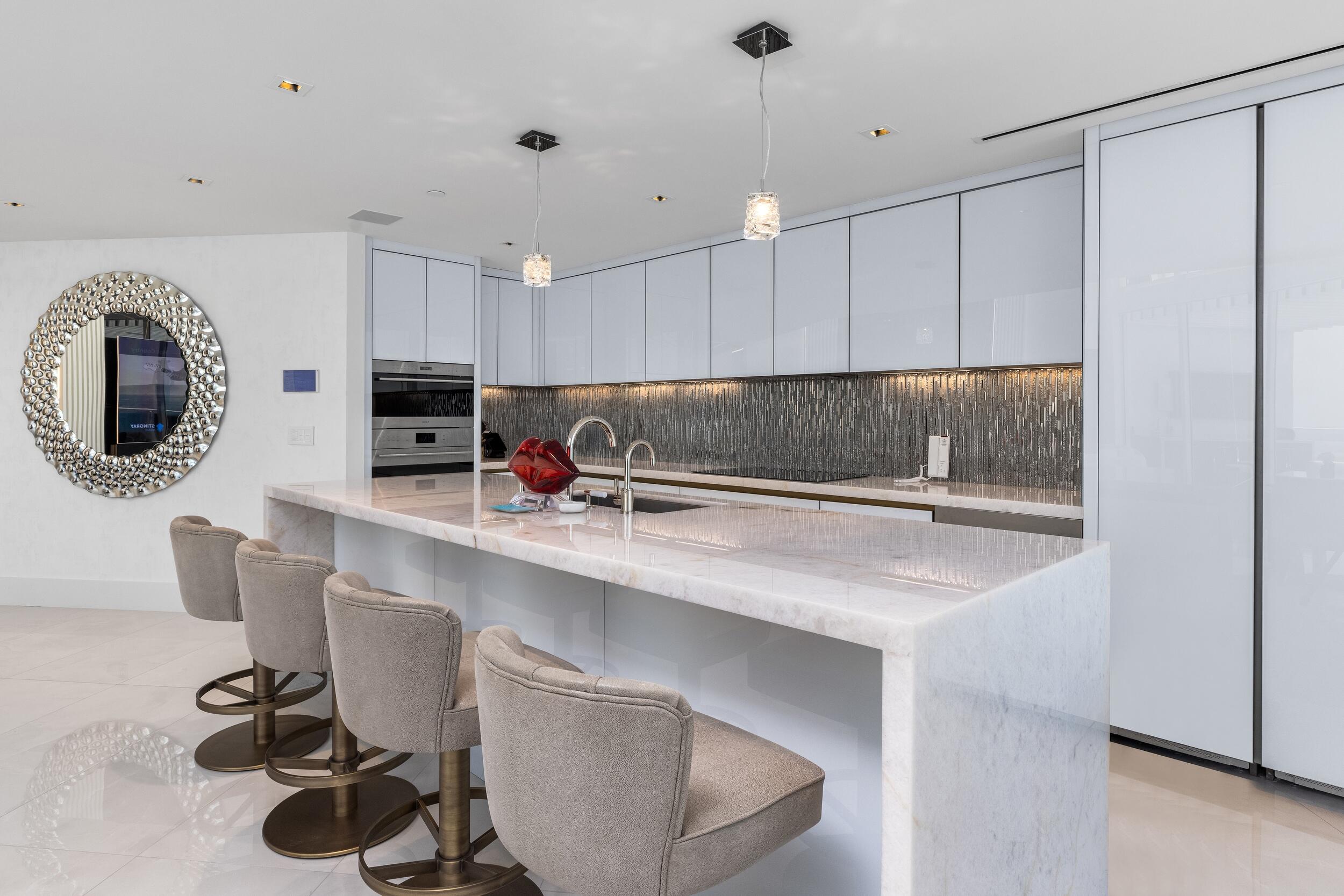 525 N Fort Lauderdale Bch #1702 Fort Lauderdale, FL 33304