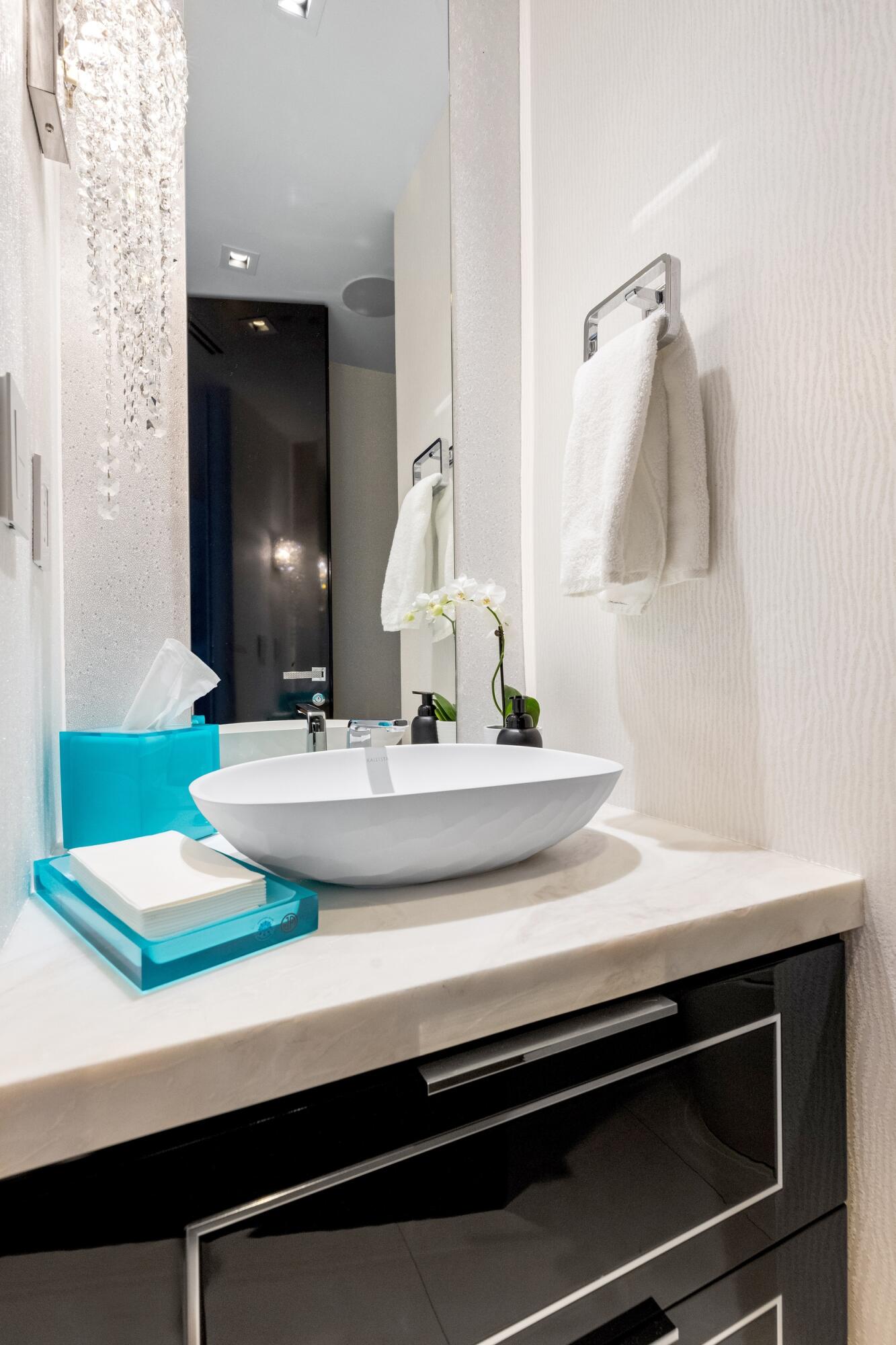 525 N Fort Lauderdale Bch #1702 Fort Lauderdale, FL 33304