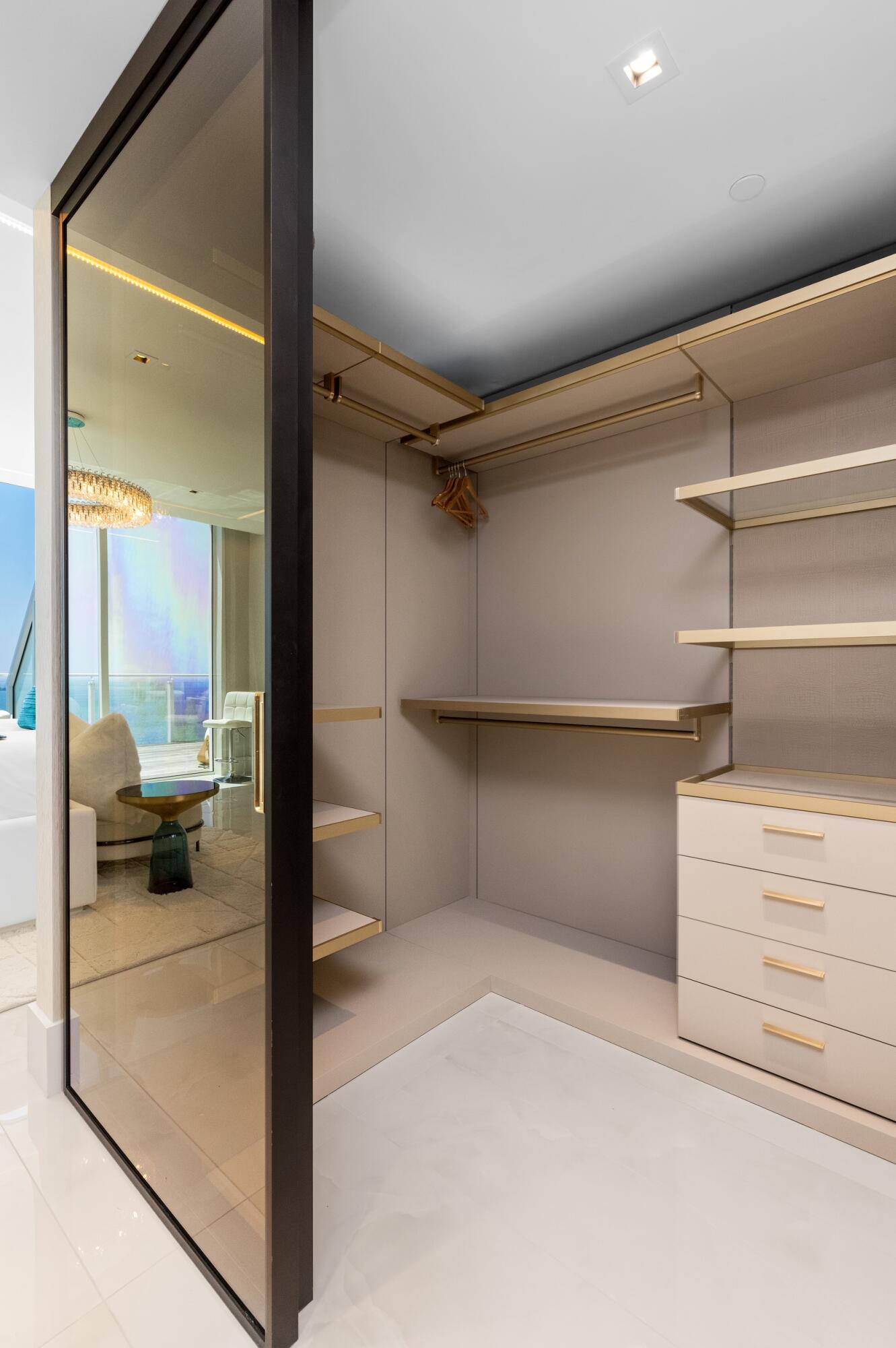 525 N Fort Lauderdale Bch #1702 Fort Lauderdale, FL 33304