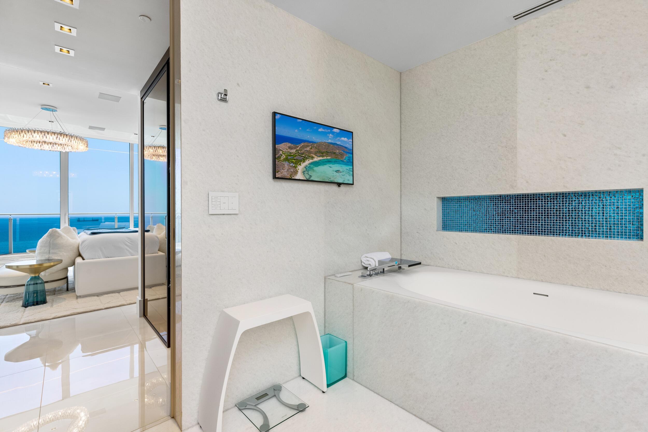 525 N Fort Lauderdale Bch #1702 Fort Lauderdale, FL 33304