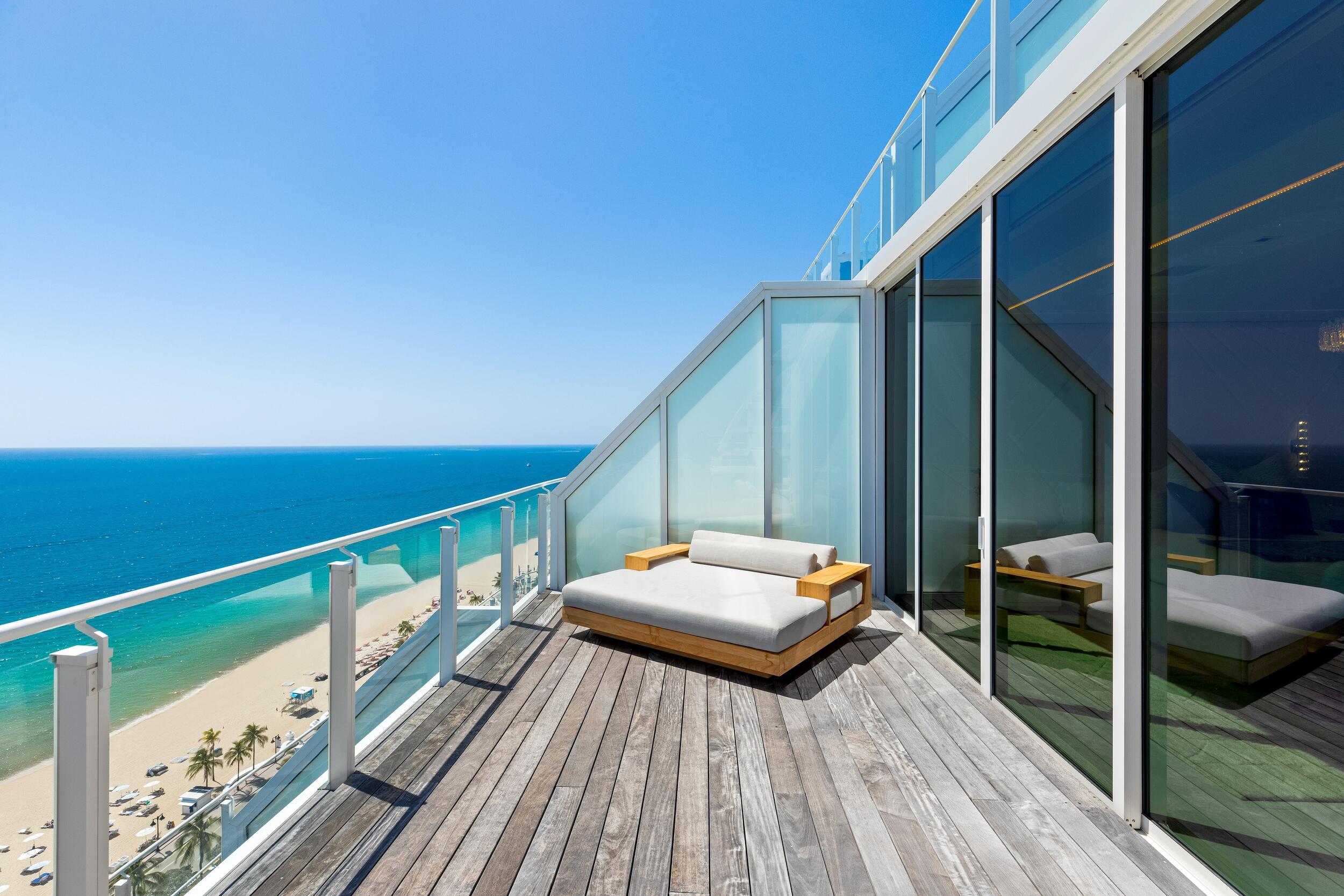 525 N Fort Lauderdale Bch #1702 Fort Lauderdale, FL 33304