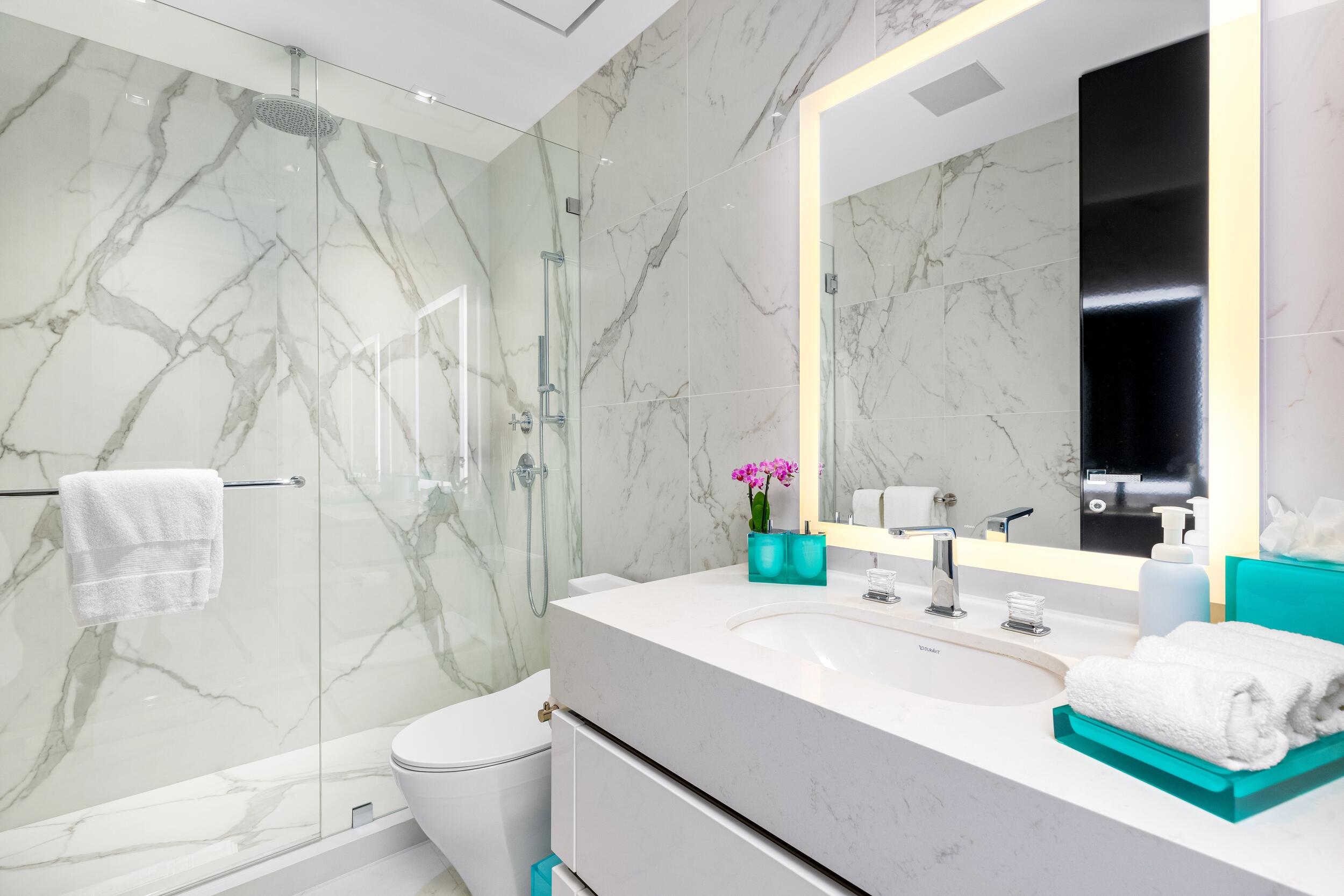 525 N Fort Lauderdale Bch #1702 Fort Lauderdale, FL 33304