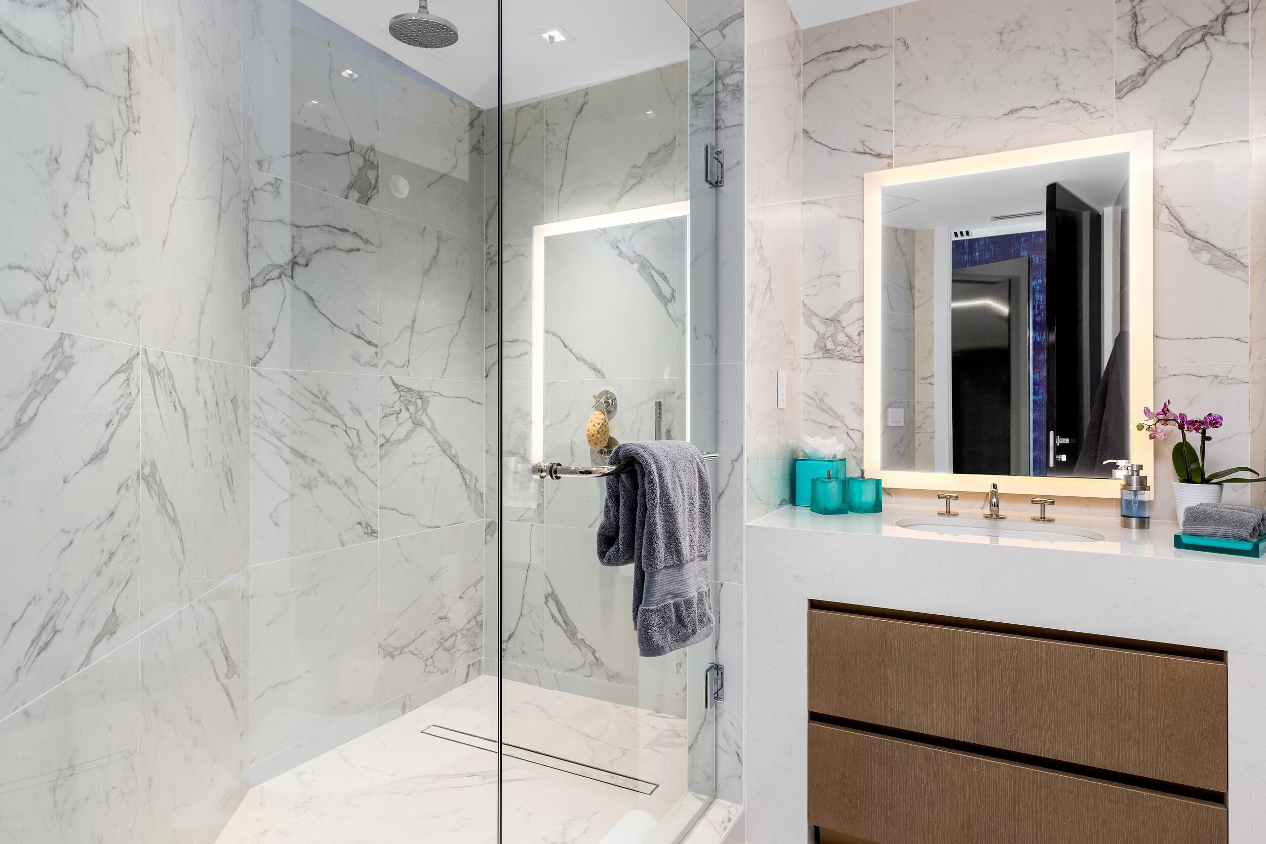 525 N Fort Lauderdale Bch #1702 Fort Lauderdale, FL 33304
