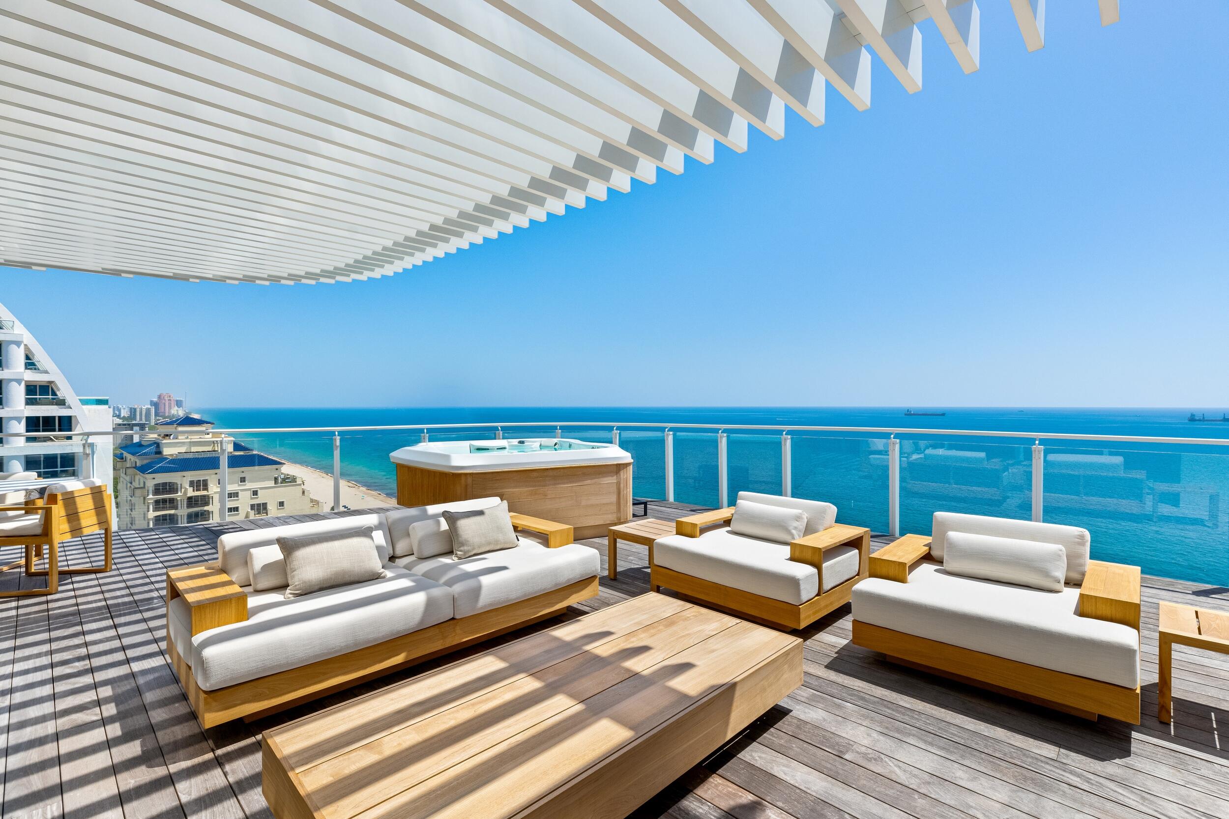 525 N Fort Lauderdale Bch #1702 Fort Lauderdale, FL 33304