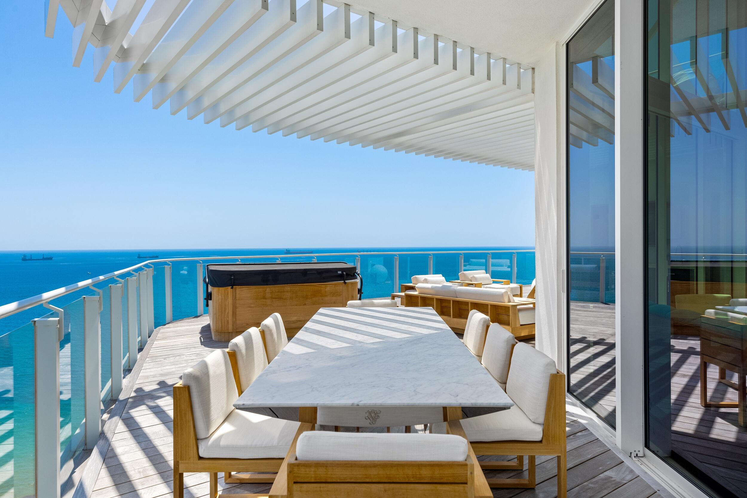 525 N Fort Lauderdale Bch #1702 Fort Lauderdale, FL 33304