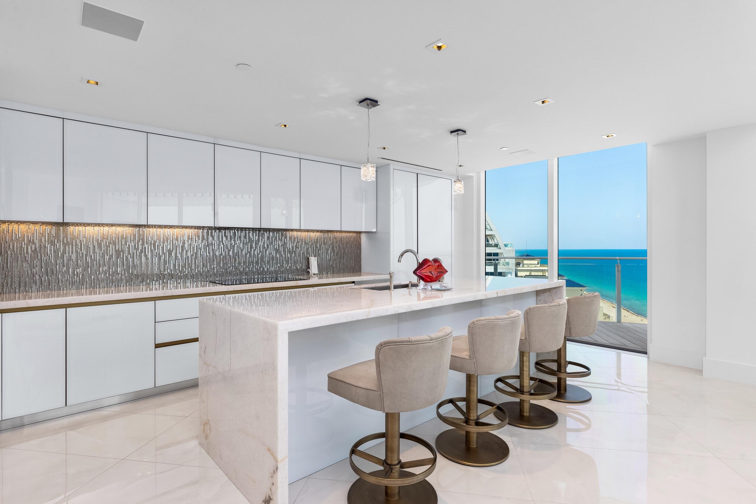 525 N Fort Lauderdale Bch #1702 Fort Lauderdale, FL 33304