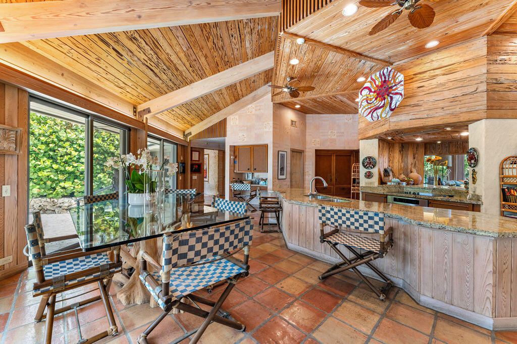 11958 Turtle Bch Rd North Palm Beach, FL 33408