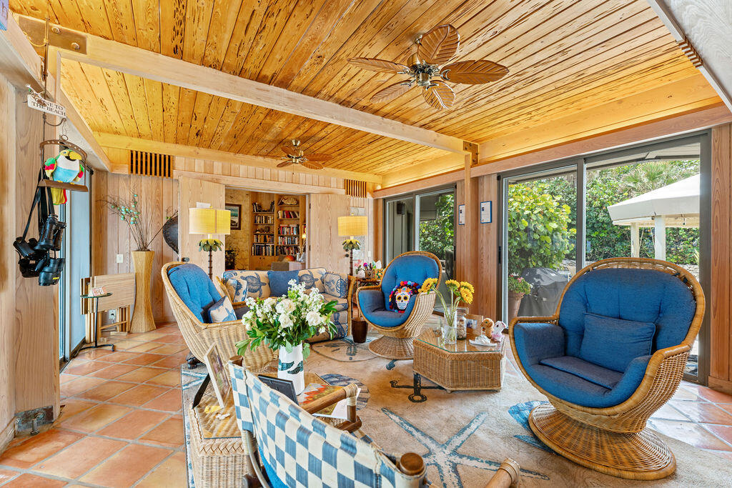 11958 Turtle Bch Rd North Palm Beach, FL 33408