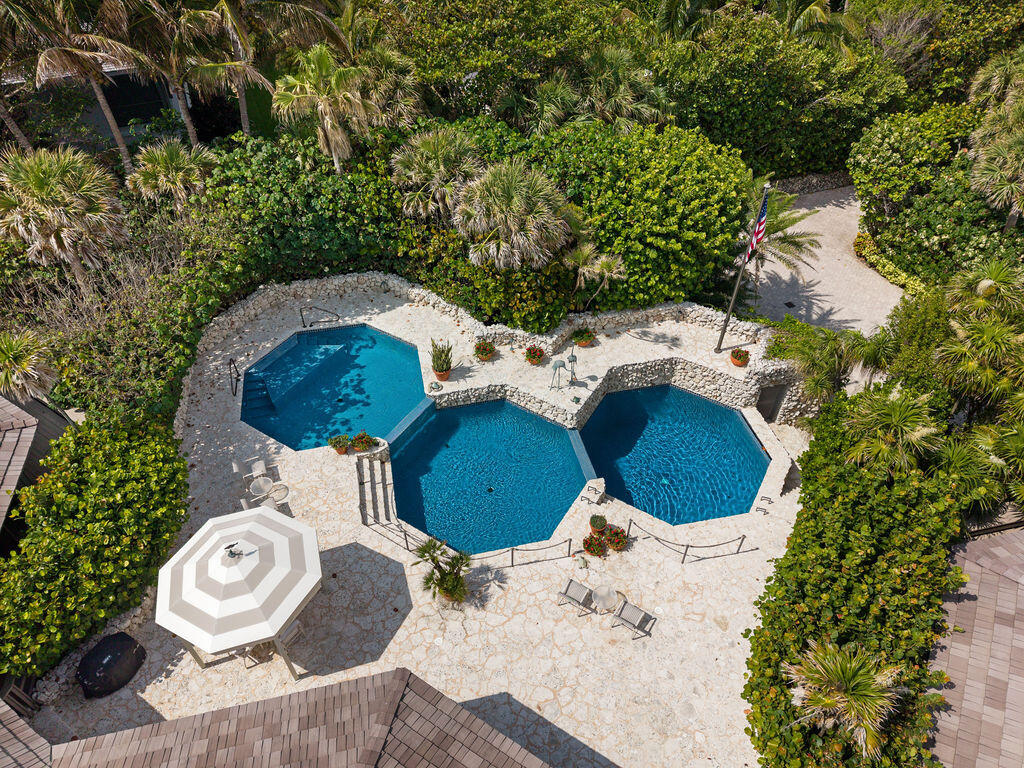 11958 Turtle Bch Rd North Palm Beach, FL 33408