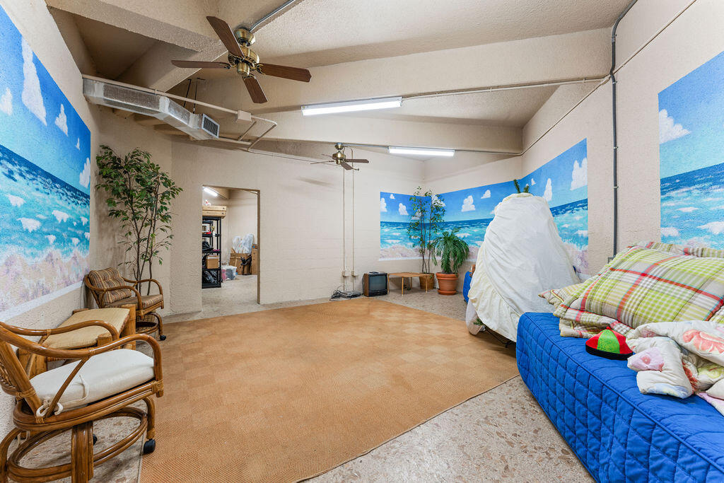 11958 Turtle Bch Rd North Palm Beach, FL 33408