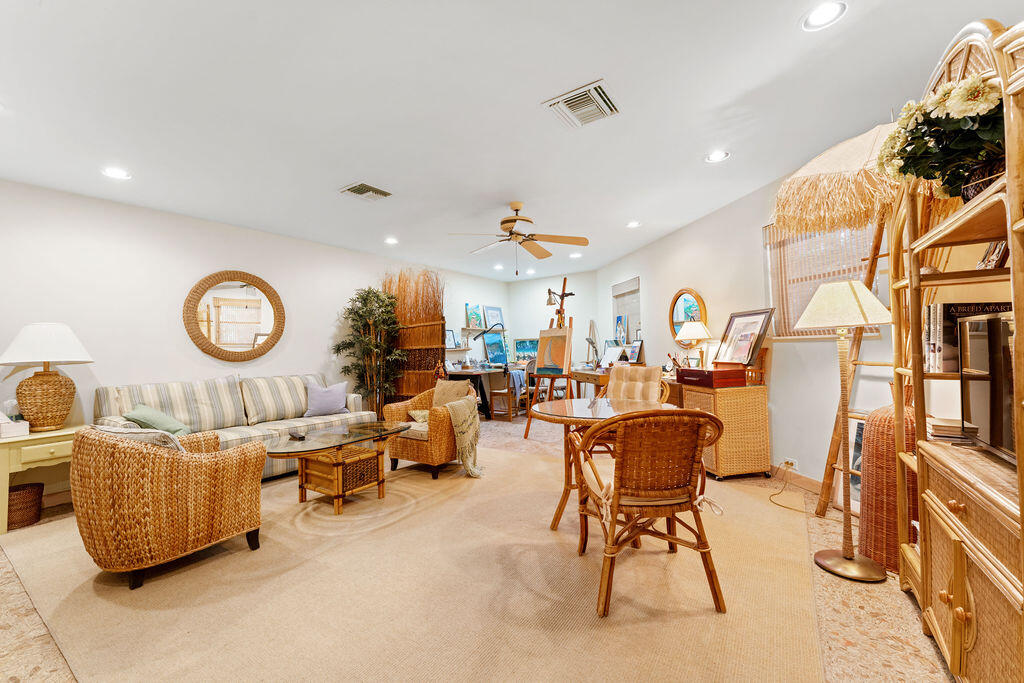 11958 Turtle Bch Rd North Palm Beach, FL 33408