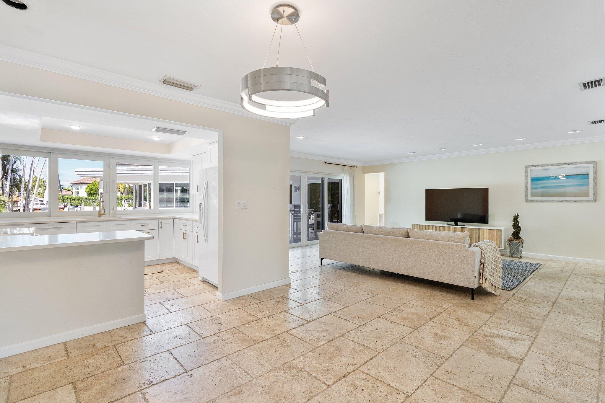 3241 NE 56th Ct Fort Lauderdale, FL 33308