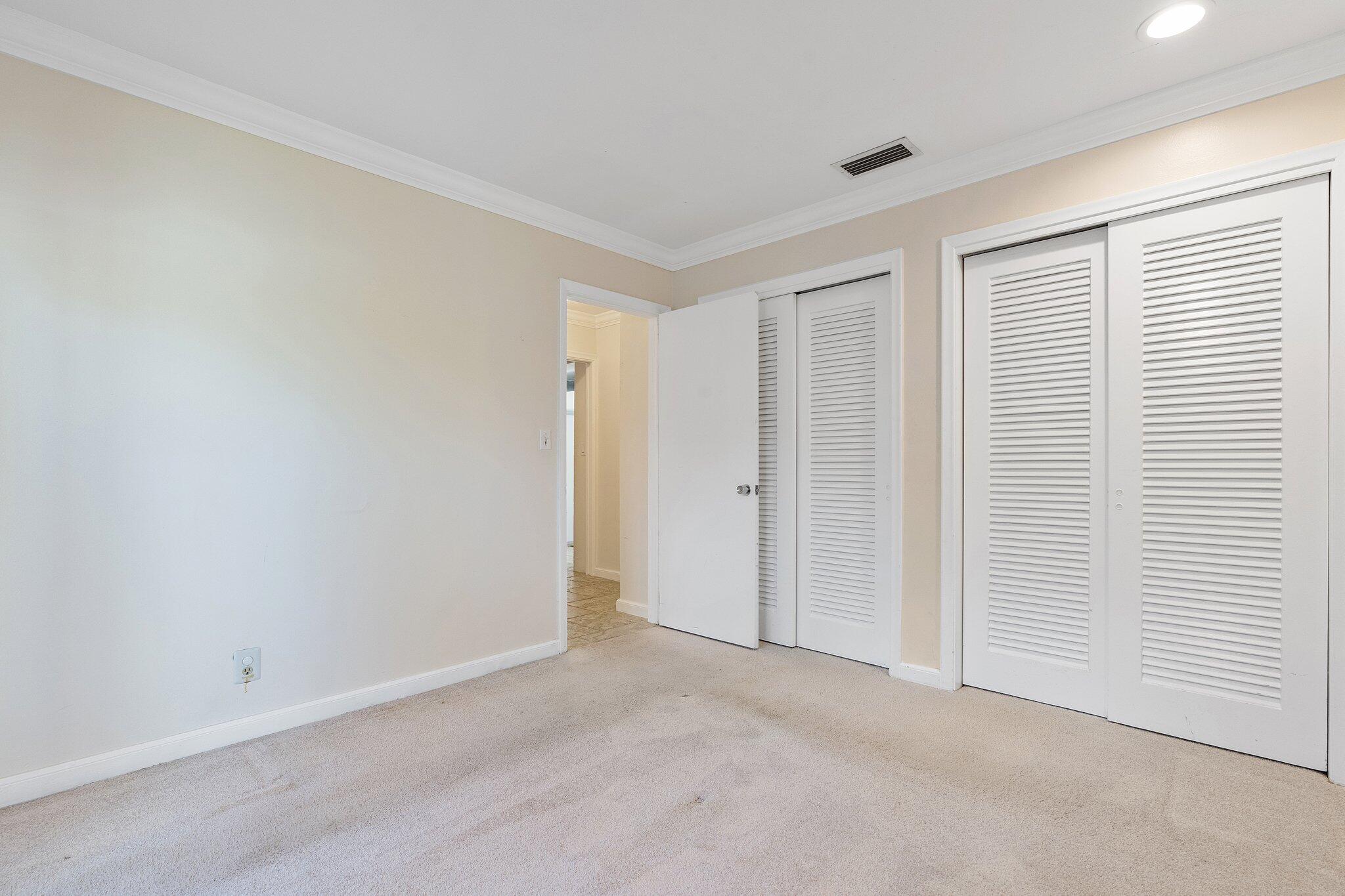 3241 NE 56th Ct Fort Lauderdale, FL 33308