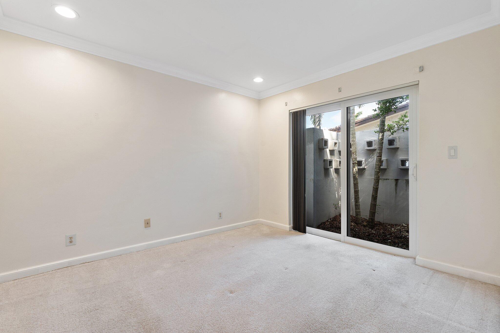3241 NE 56th Ct Fort Lauderdale, FL 33308