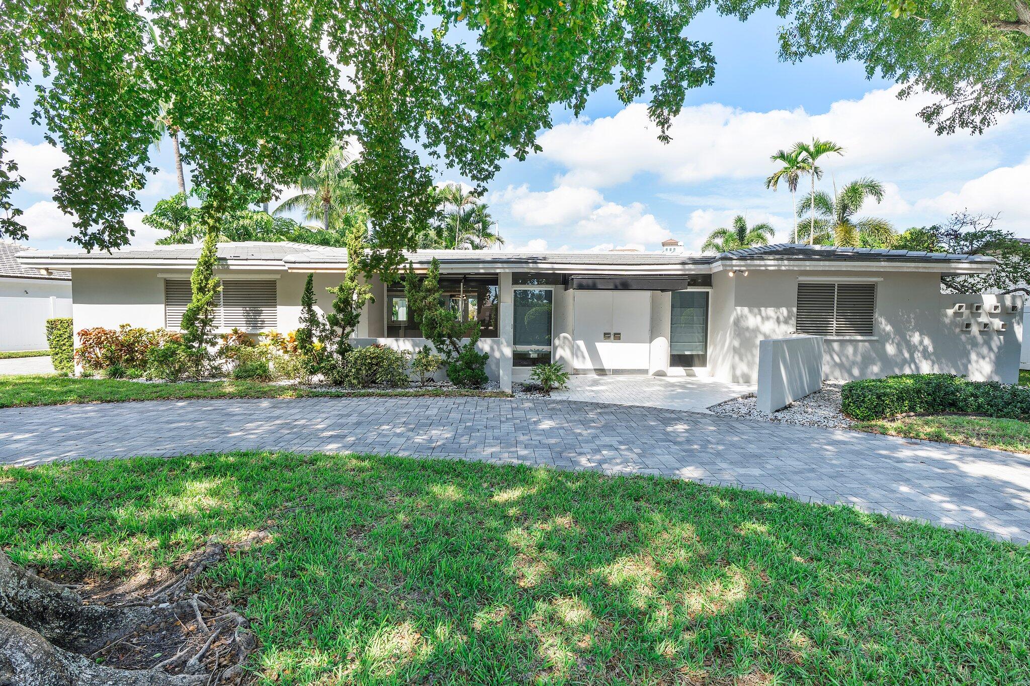 3241 NE 56th Ct Fort Lauderdale, FL 33308