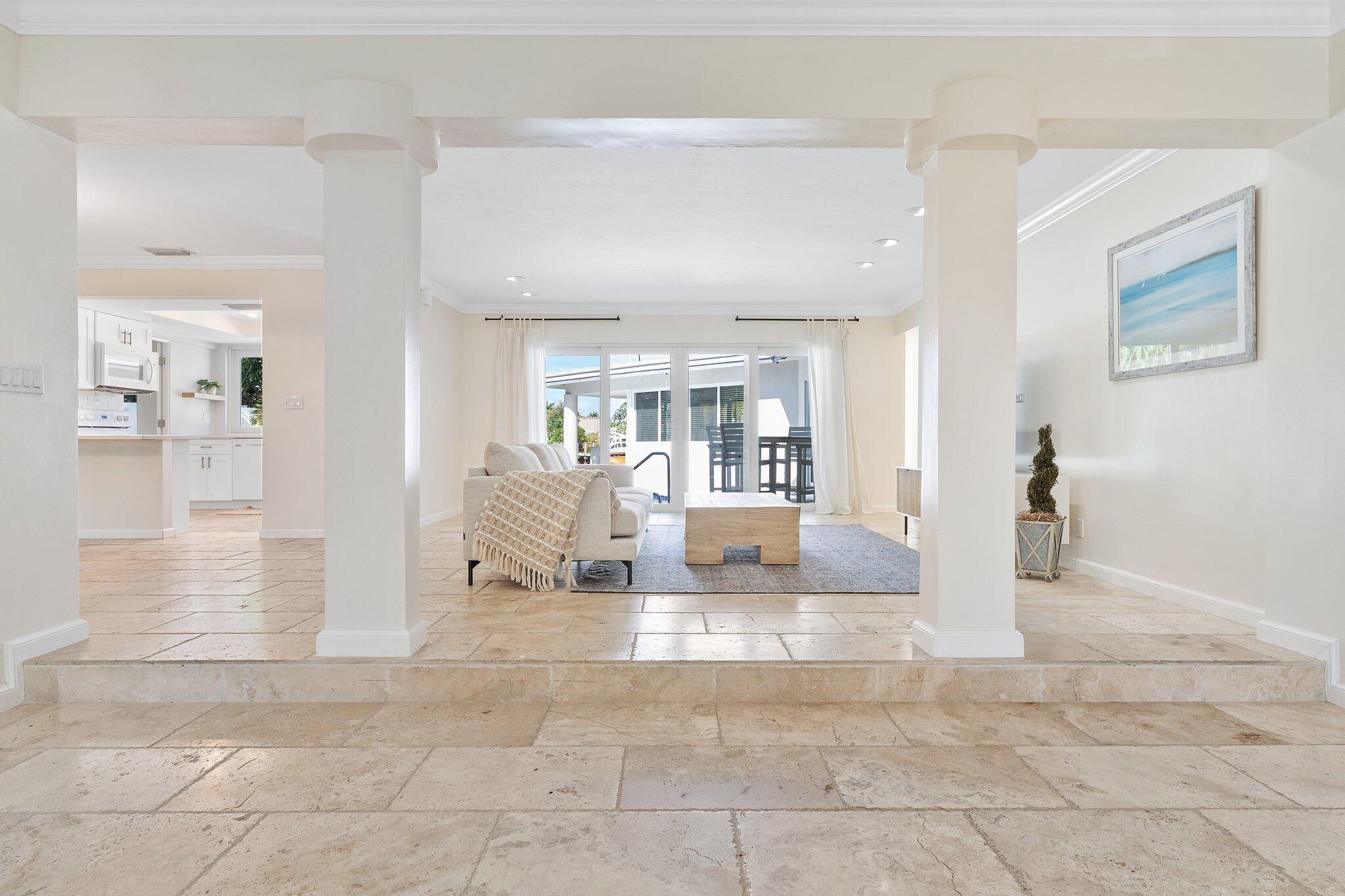 3241 NE 56th Ct Fort Lauderdale, FL 33308