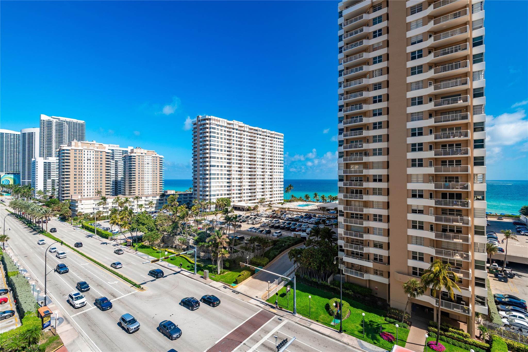 1985 S Ocean Dr #8Q