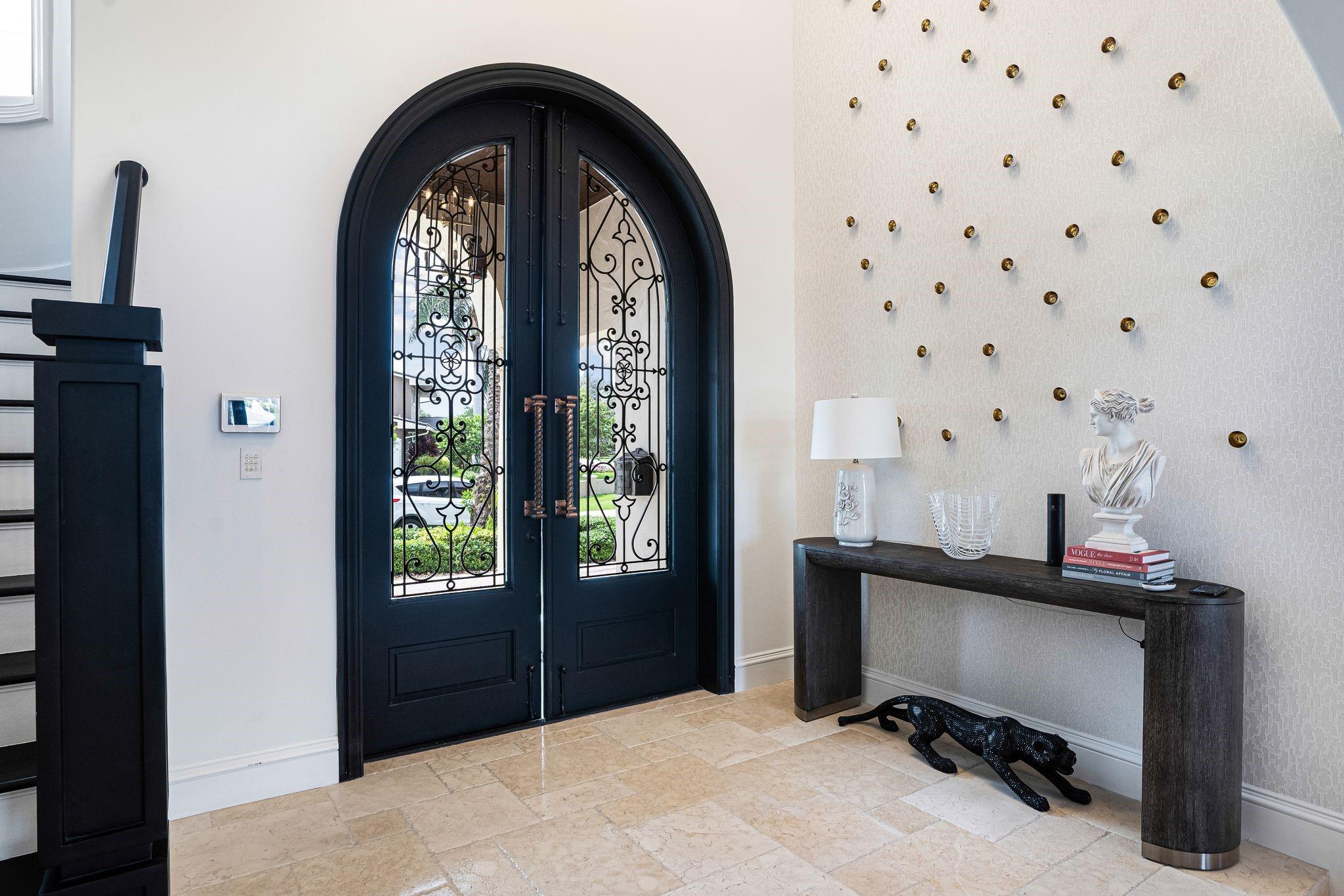 4050 NE 30th Ave Lighthouse Point, FL 33064