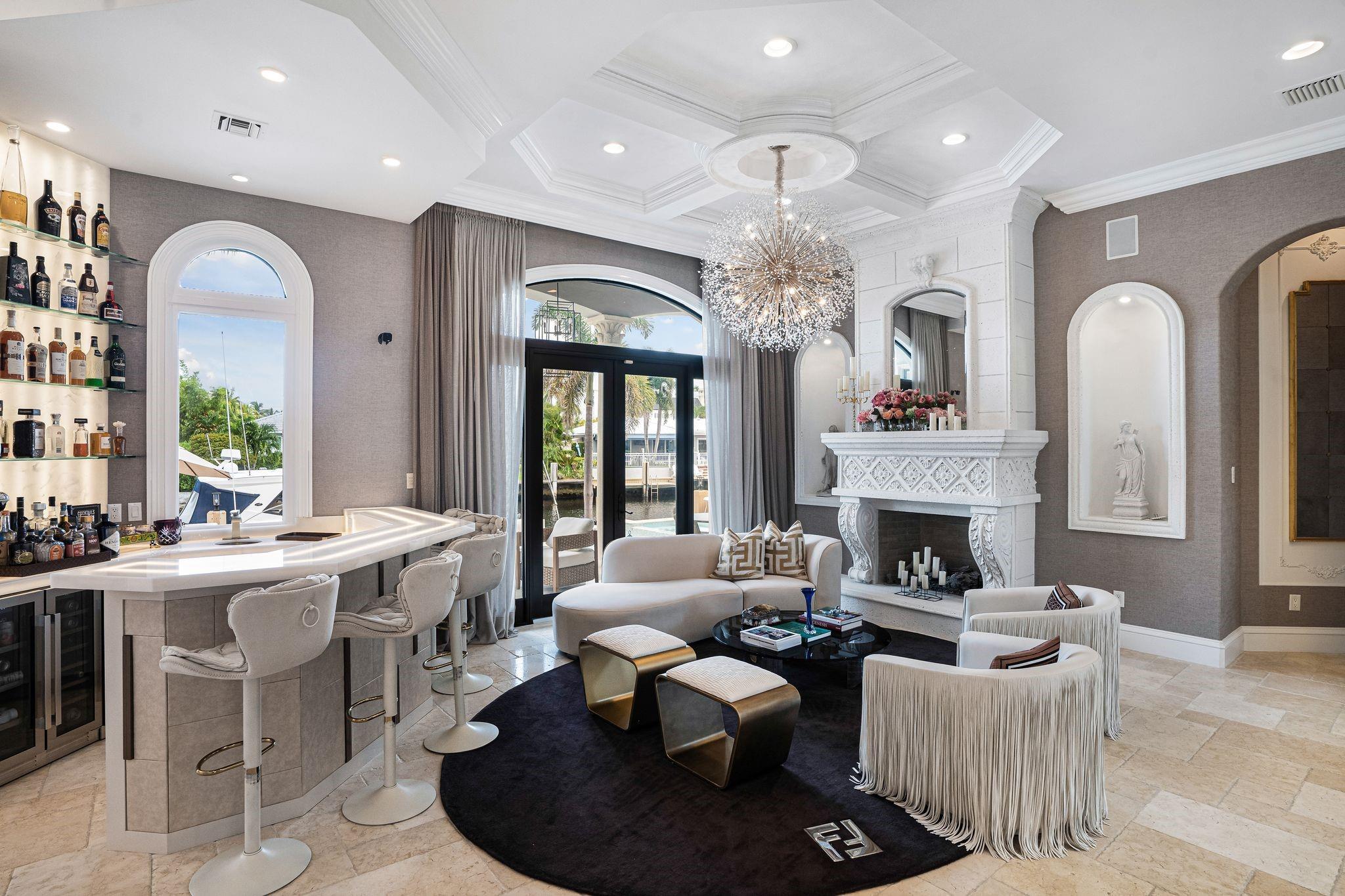 4050 NE 30th Ave Lighthouse Point, FL 33064