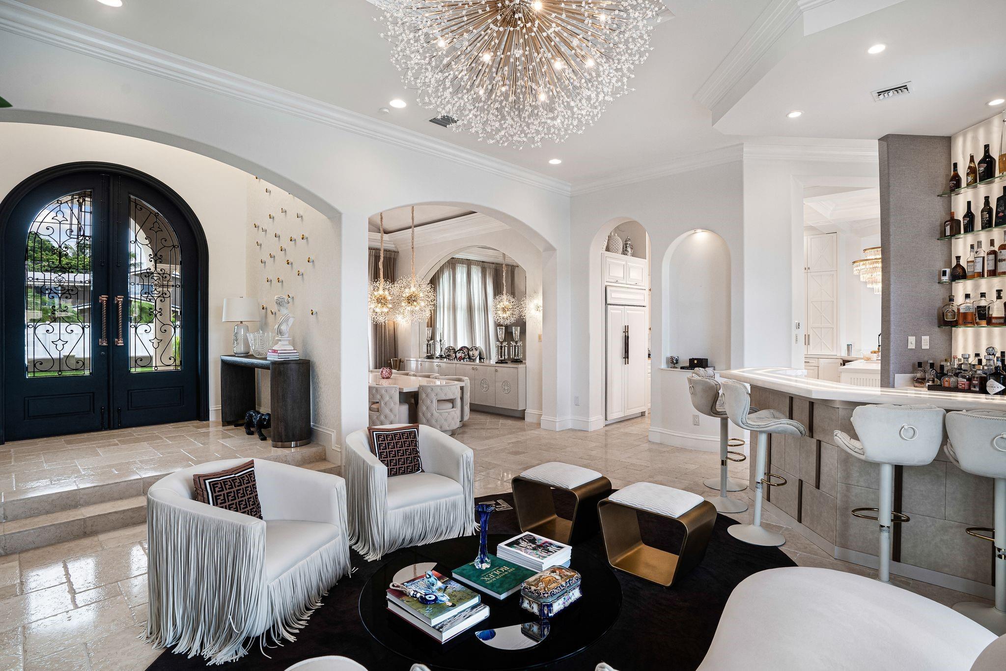 4050 NE 30th Ave Lighthouse Point, FL 33064