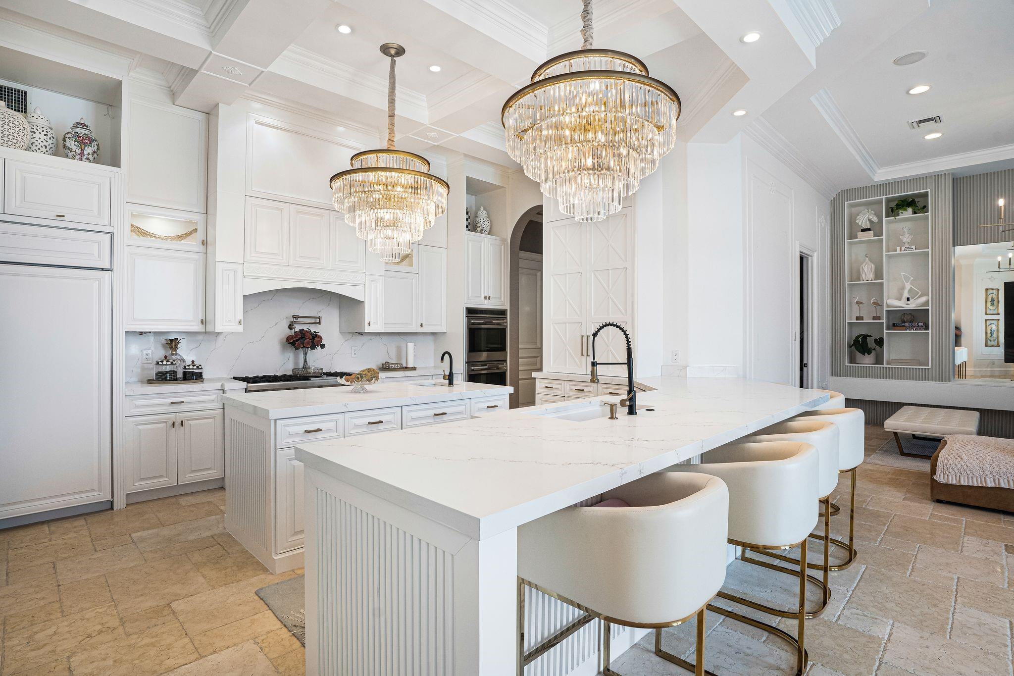 4050 NE 30th Ave Lighthouse Point, FL 33064