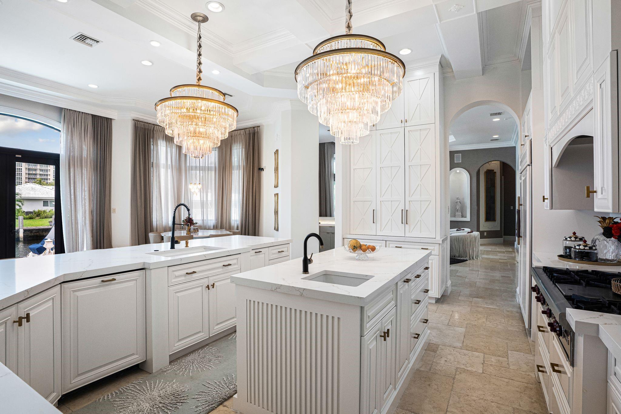 4050 NE 30th Ave Lighthouse Point, FL 33064