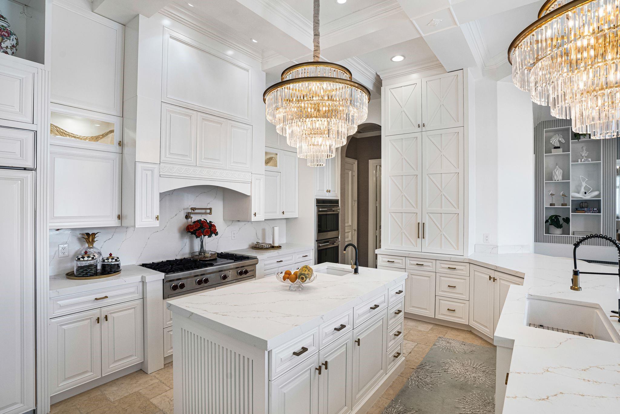 4050 NE 30th Ave Lighthouse Point, FL 33064