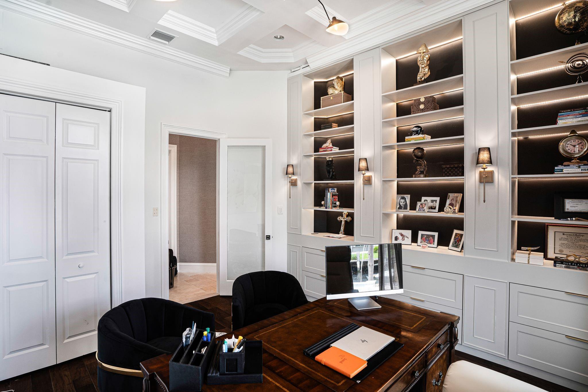 4050 NE 30th Ave Lighthouse Point, FL 33064