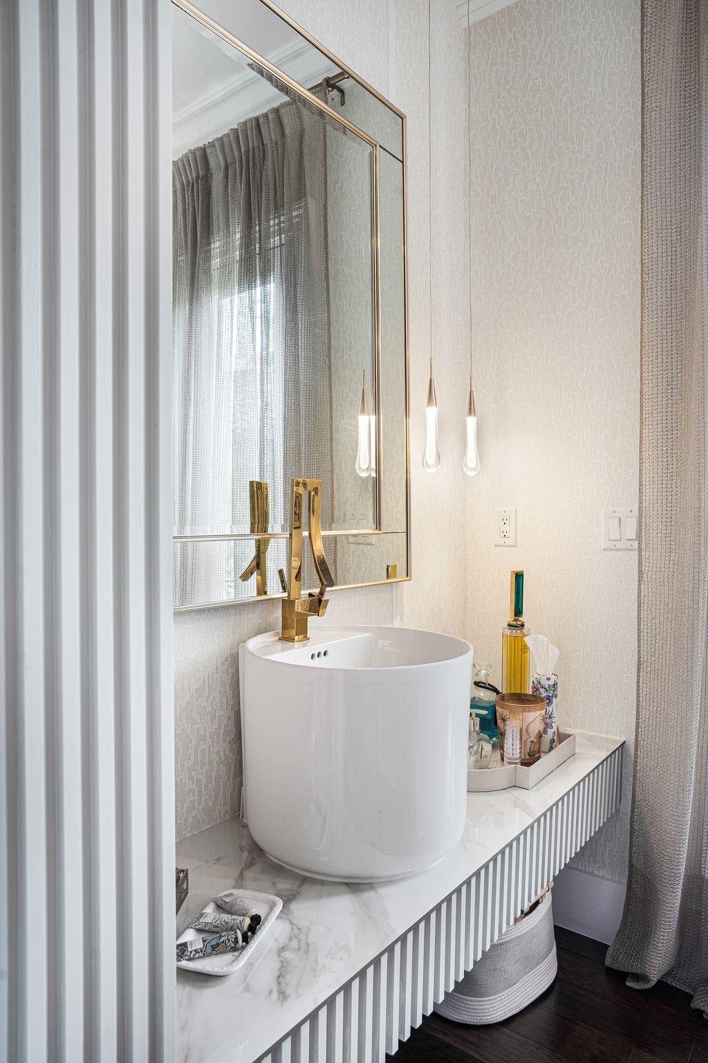 4050 NE 30th Ave Lighthouse Point, FL 33064