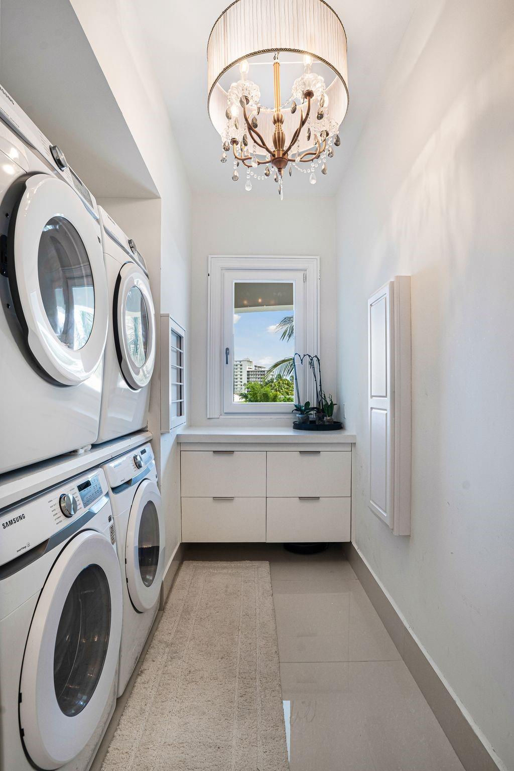 4050 NE 30th Ave Lighthouse Point, FL 33064