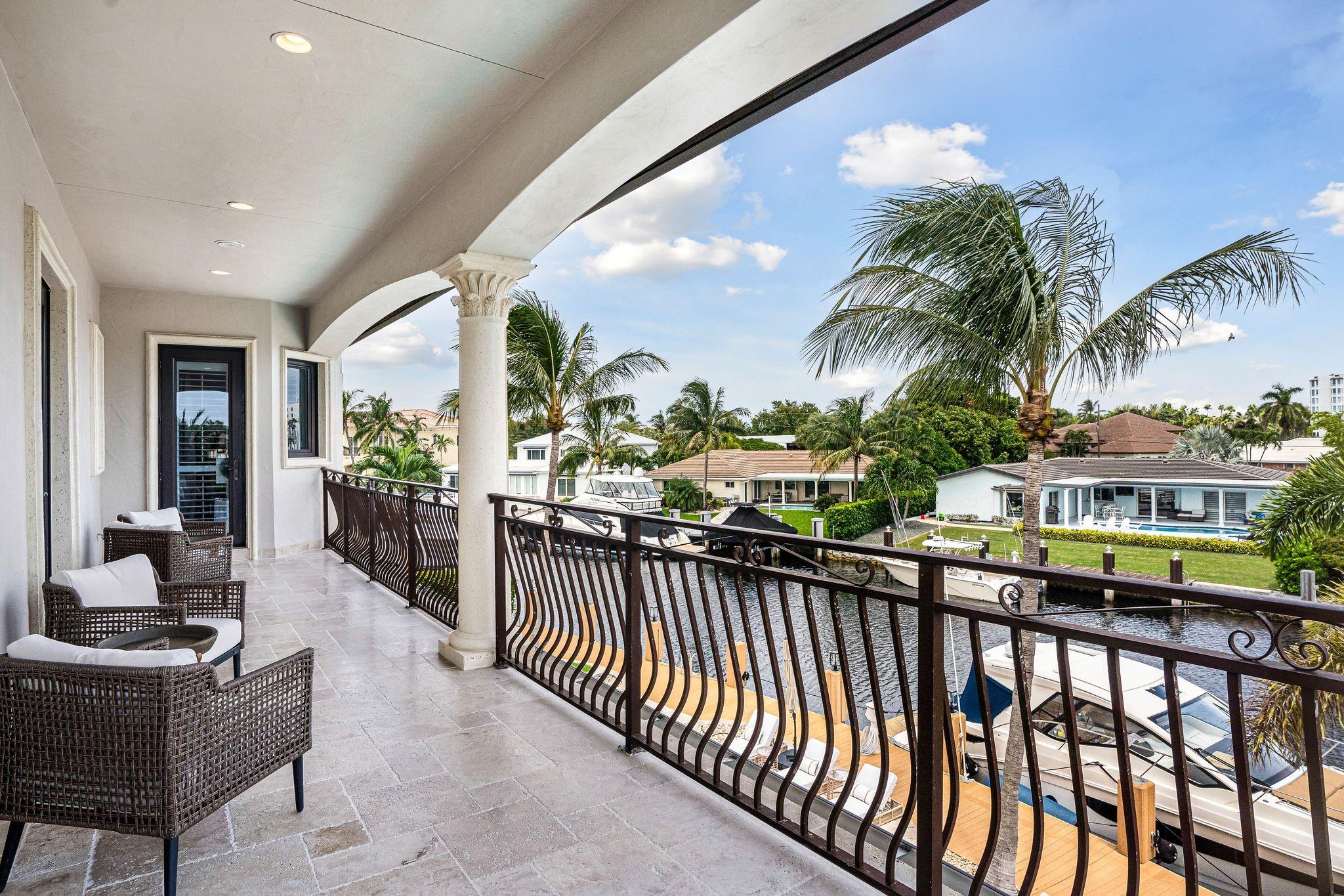 4050 NE 30th Ave Lighthouse Point, FL 33064