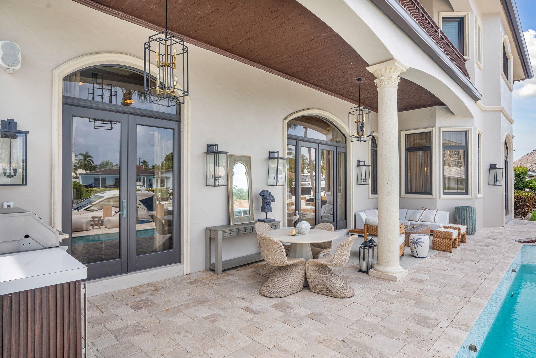 4050 NE 30th Ave Lighthouse Point, FL 33064