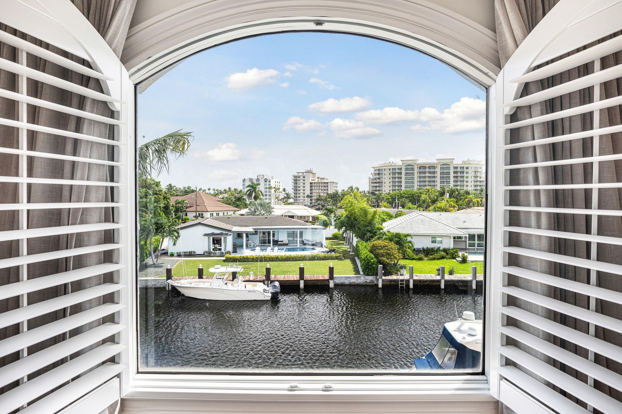 4050 NE 30th Ave Lighthouse Point, FL 33064