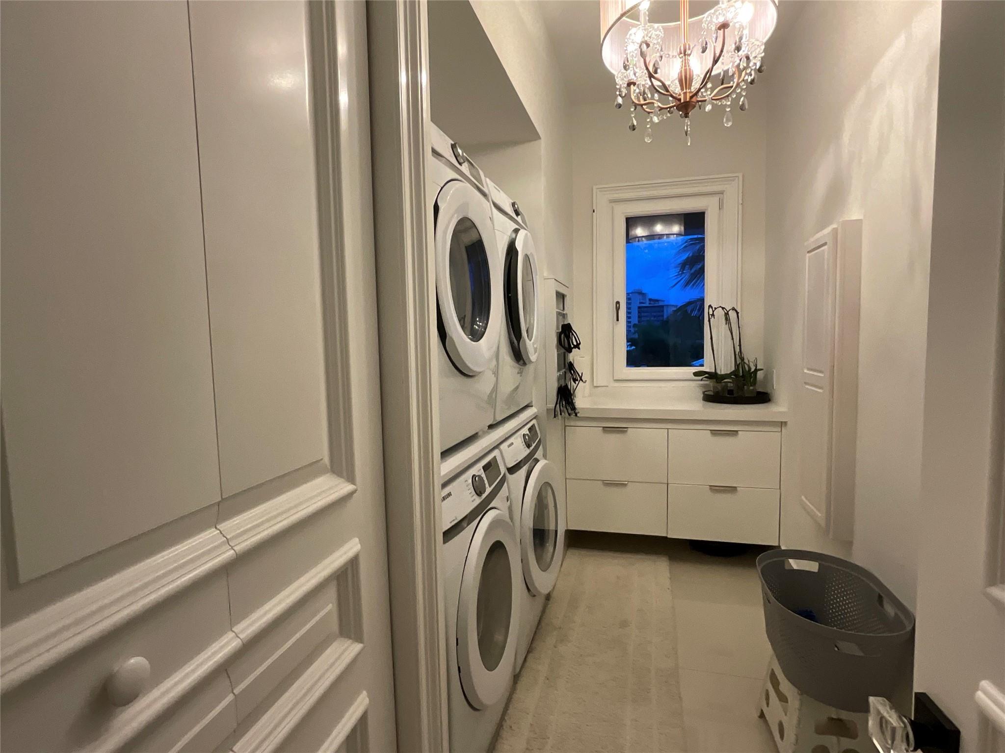 4050 NE 30th Ave Lighthouse Point, FL 33064