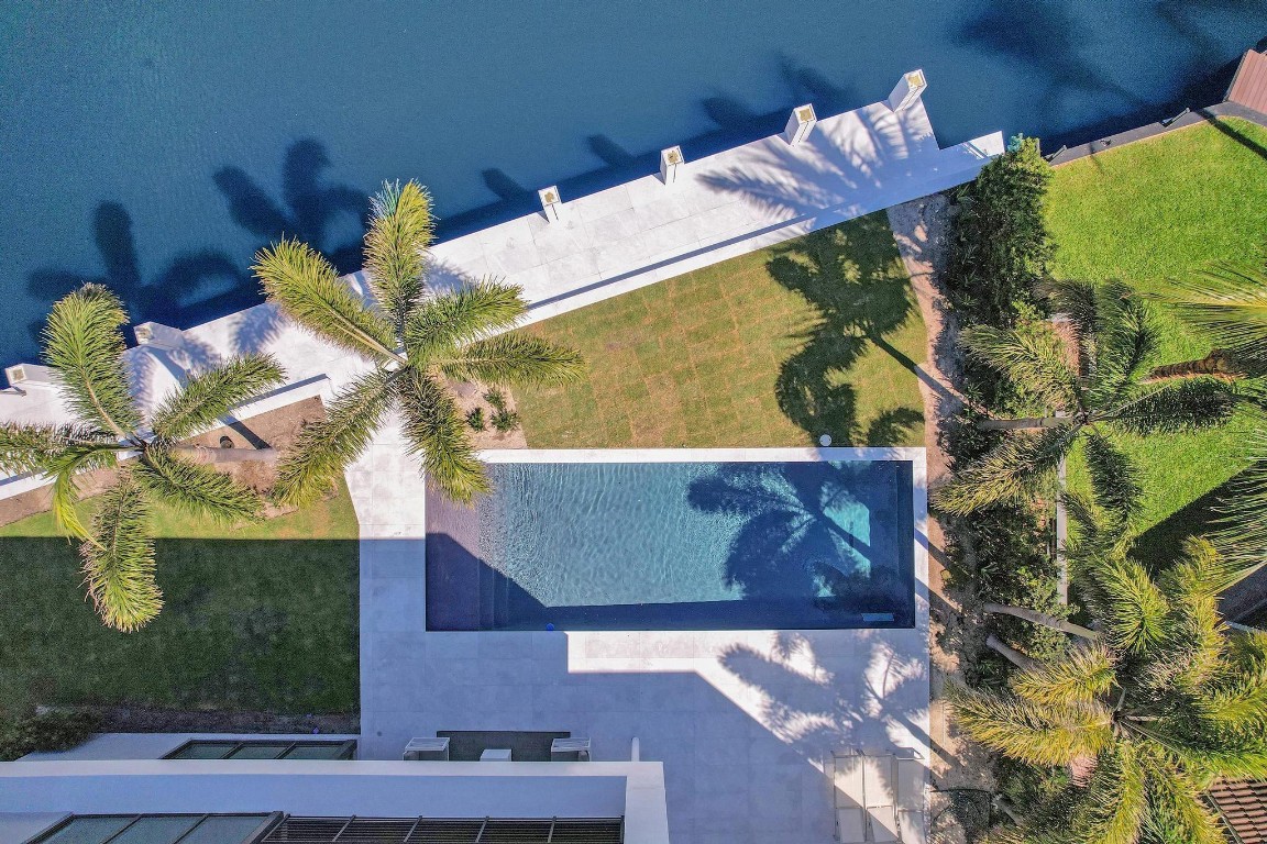 4232 E Tradewinds Fort Lauderdale, FL 33308