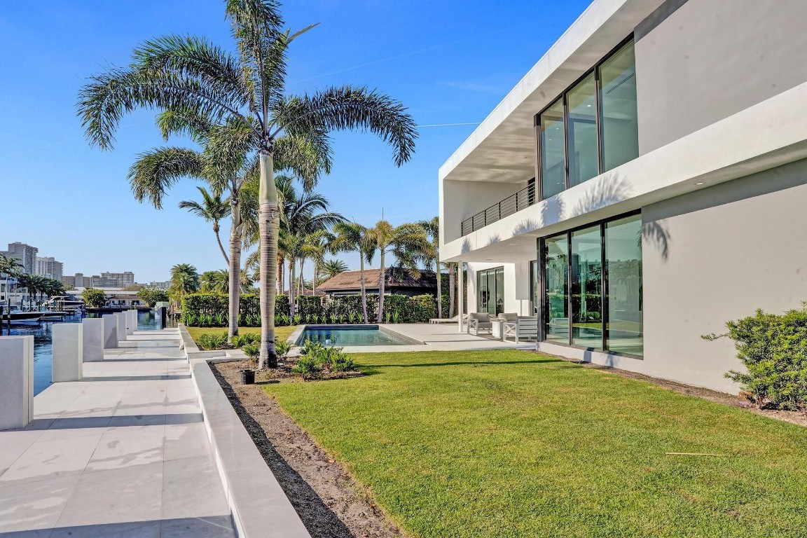 4232 E Tradewinds Fort Lauderdale, FL 33308