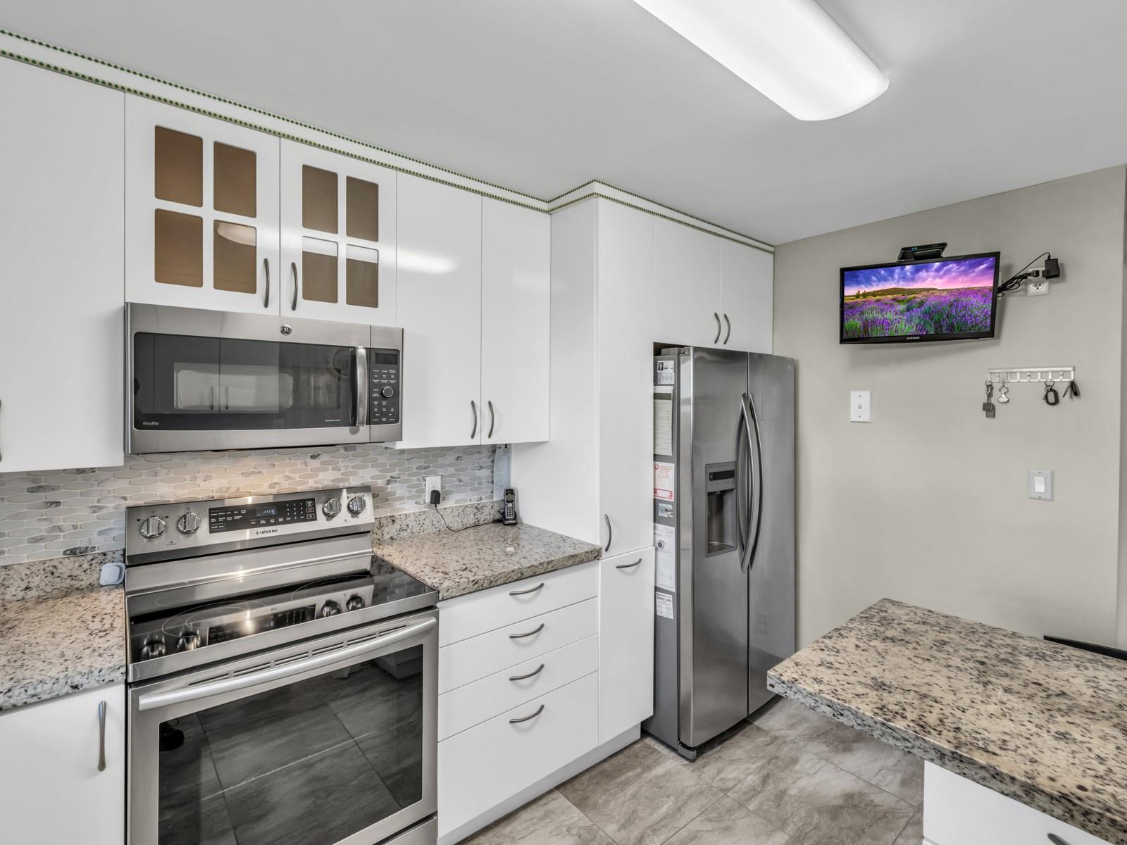 16300 Golf Clb Rd #719 Weston, FL 33326