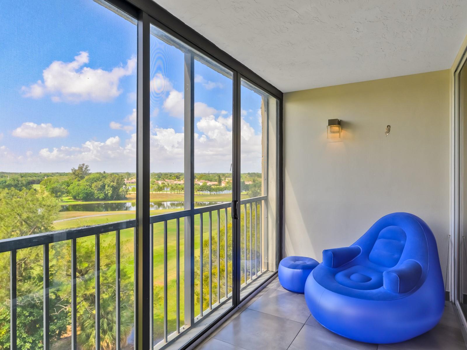 16300 Golf Clb Rd #719 Weston, FL 33326