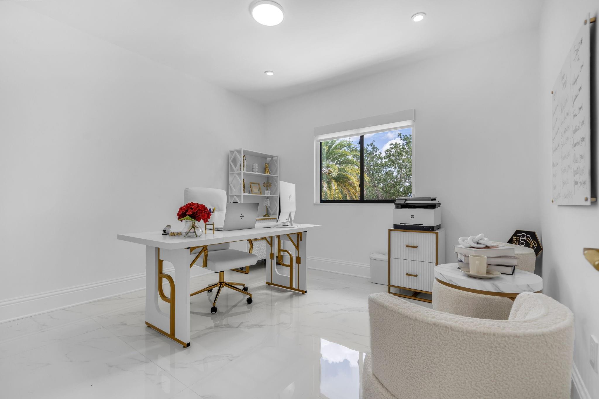 16422 NW 77th Pl Miami Lakes, FL 33016