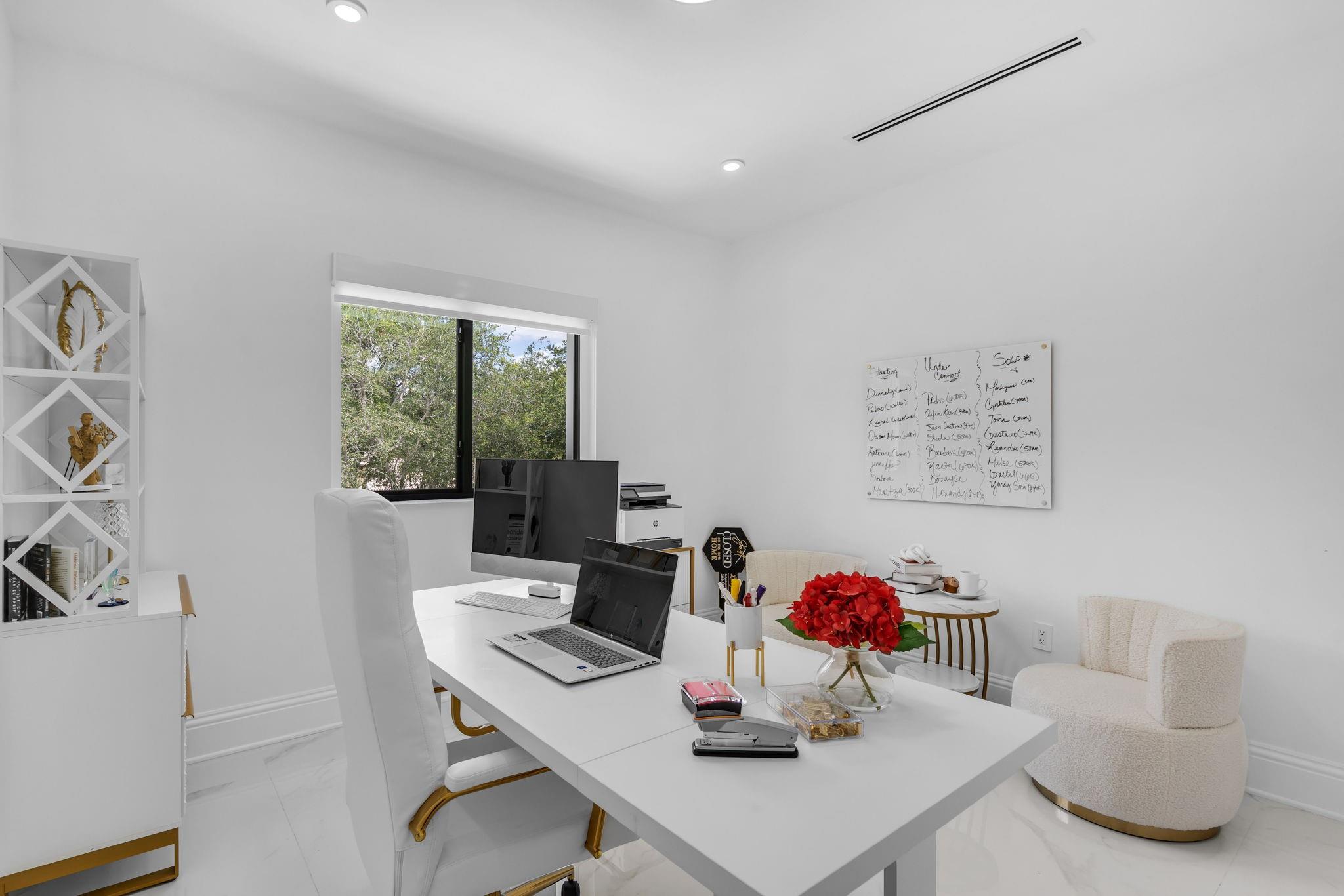 16422 NW 77th Pl Miami Lakes, FL 33016