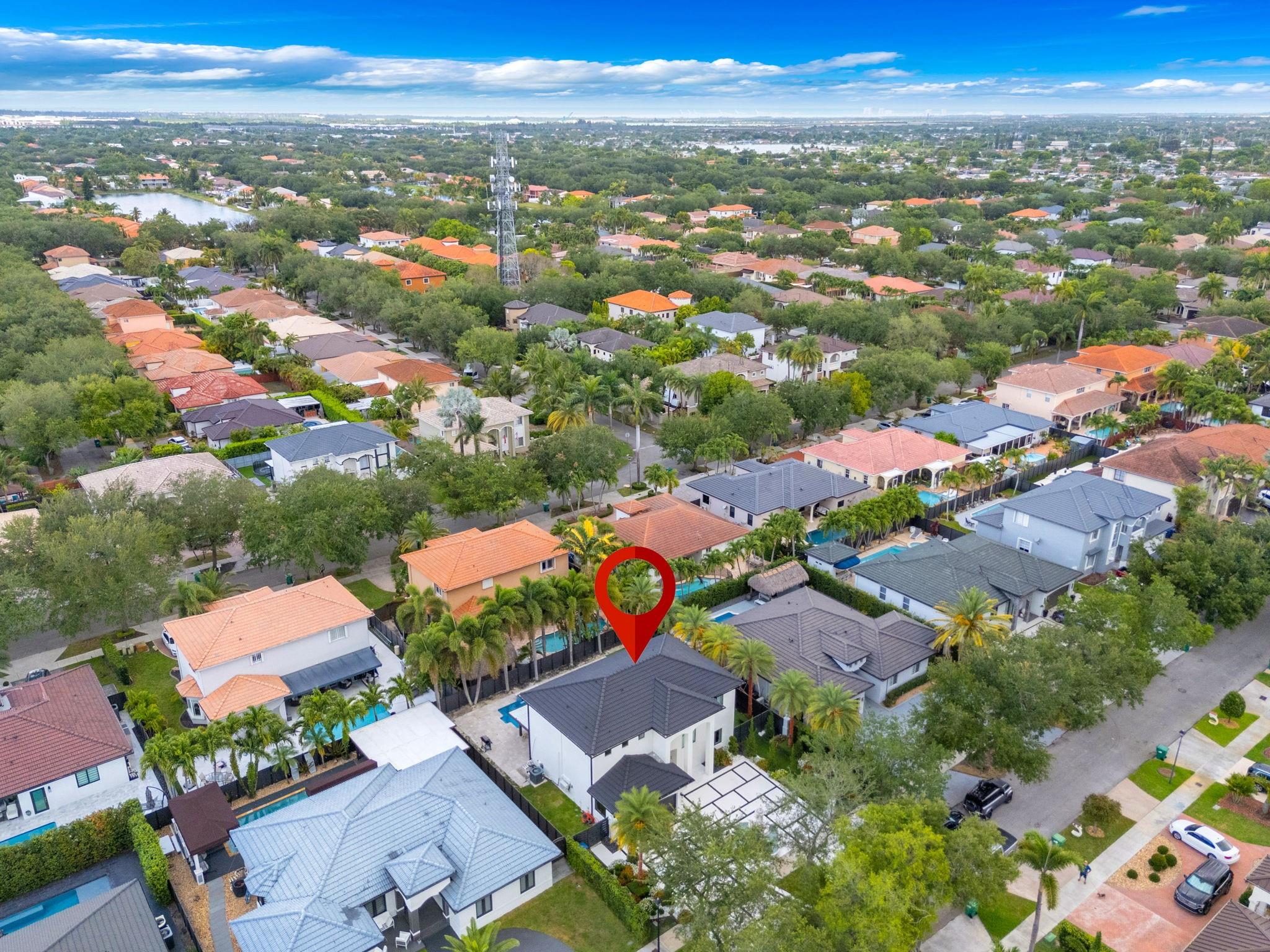 16422 NW 77th Pl Miami Lakes, FL 33016