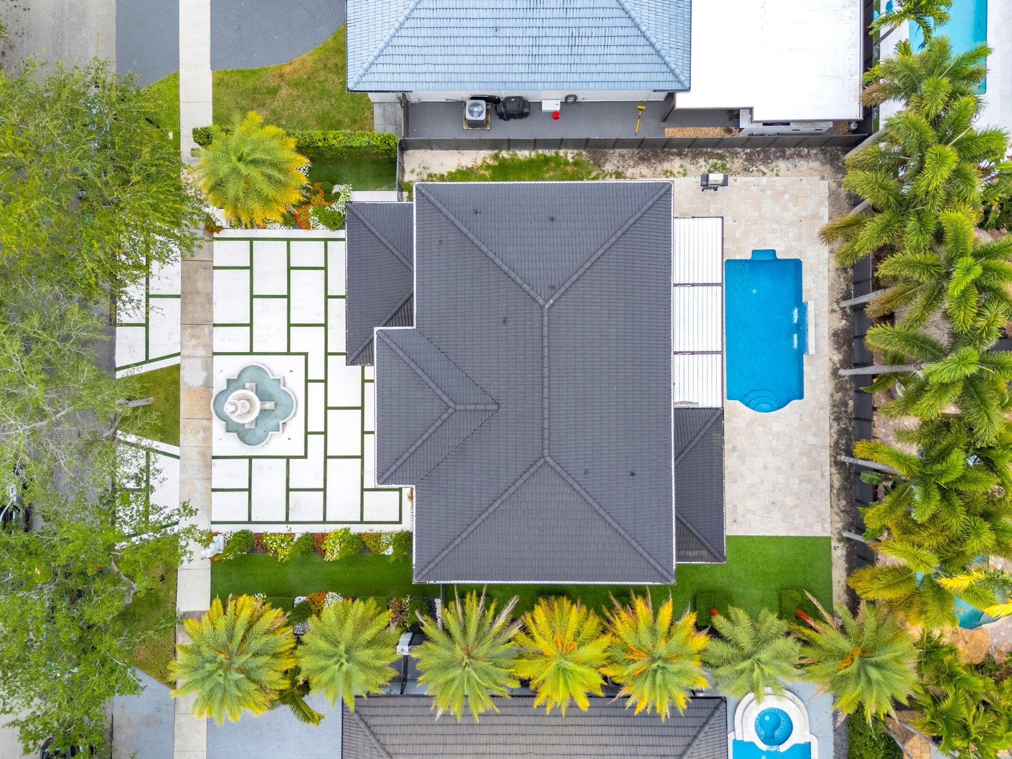 16422 NW 77th Pl Miami Lakes, FL 33016