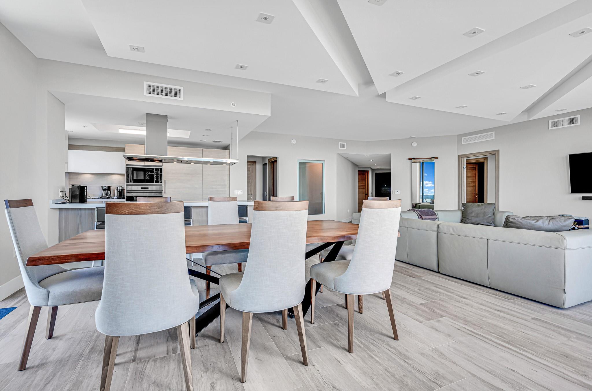 17111 Biscayne Blvd #1702 North Miami Beach, FL 33160