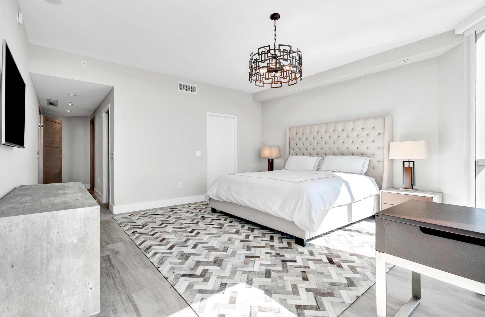 17111 Biscayne Blvd #1702 North Miami Beach, FL 33160